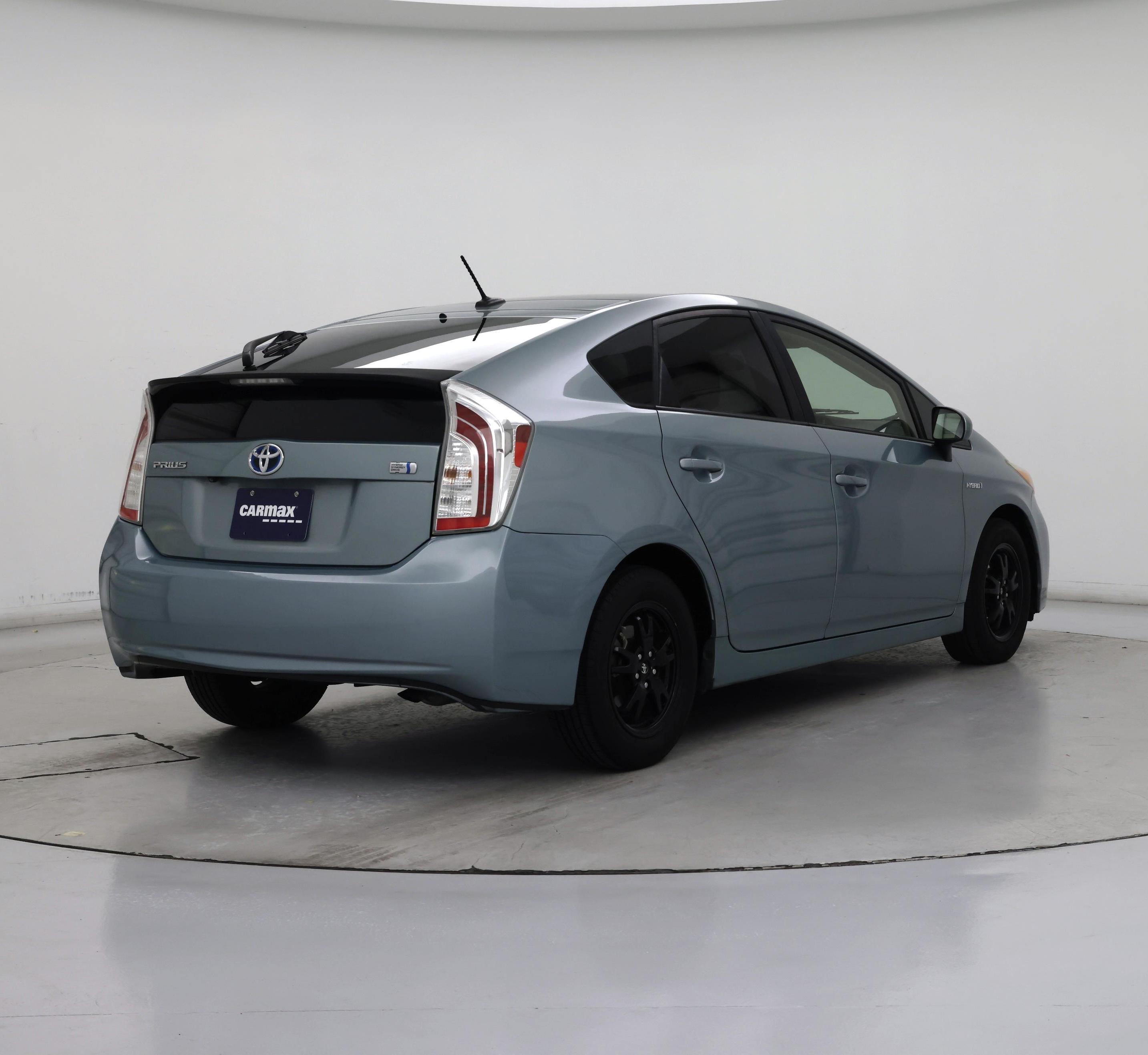 Thumbnail: 2014 Toyota Prius - 8