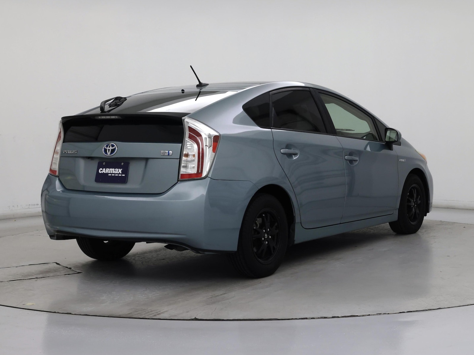 2014 Toyota Prius Three - Photo 9