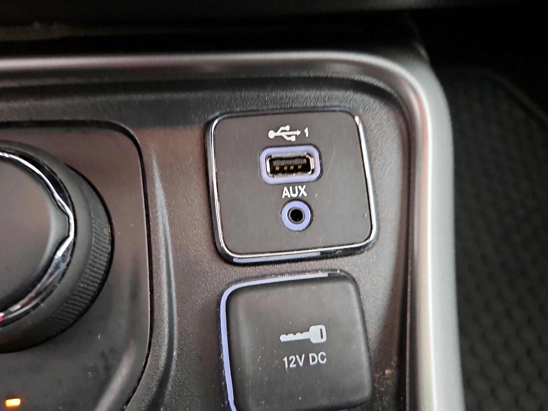 Thumbnail: 2020 Jeep Compass - 19