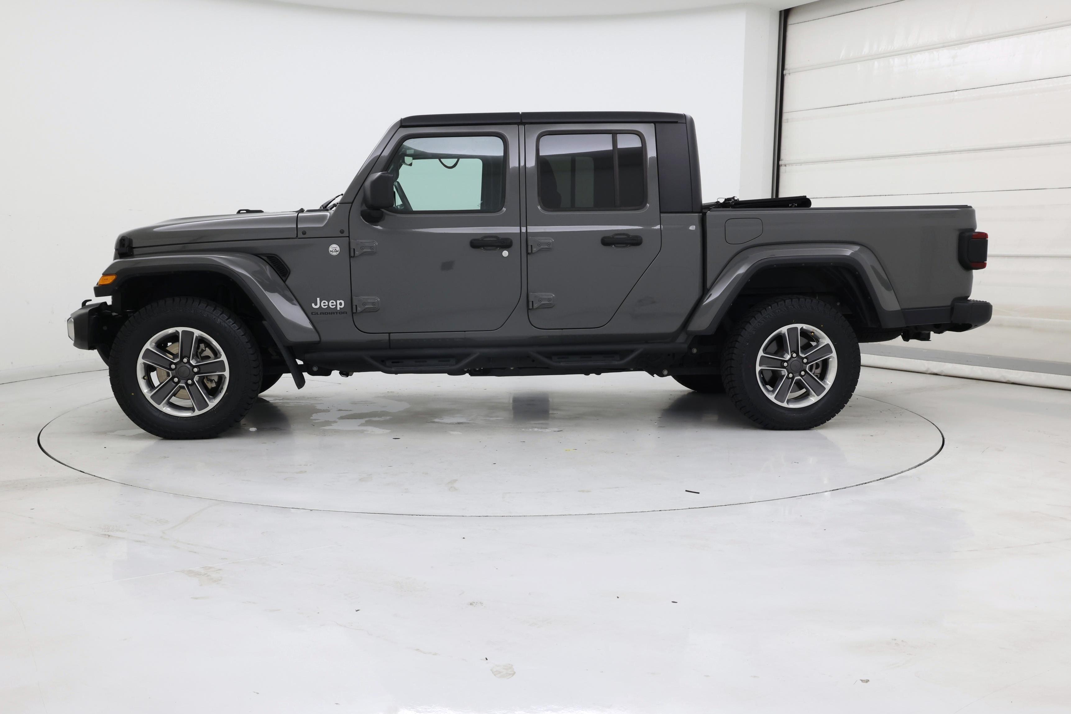 Thumbnail: 2021 Jeep Gladiator - 3