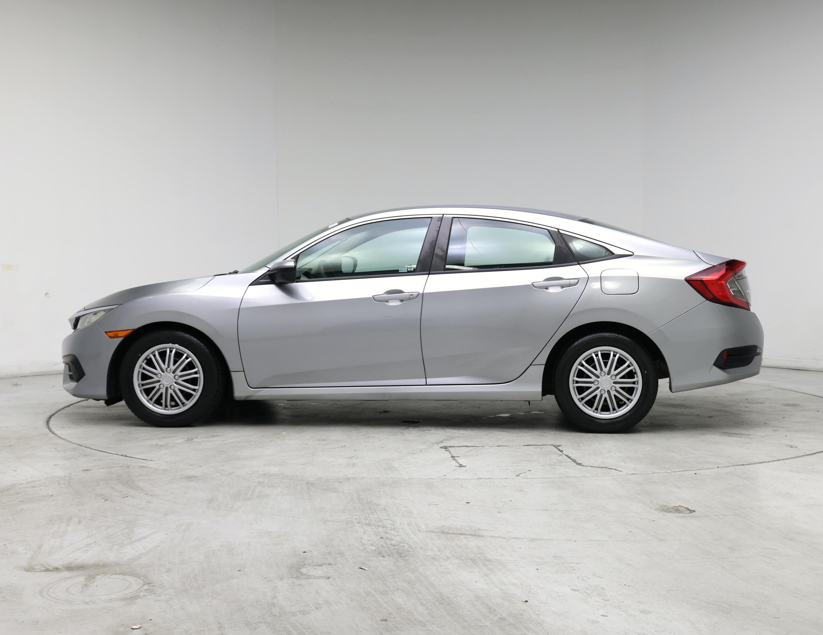 Thumbnail: 2016 Honda Civic - 3
