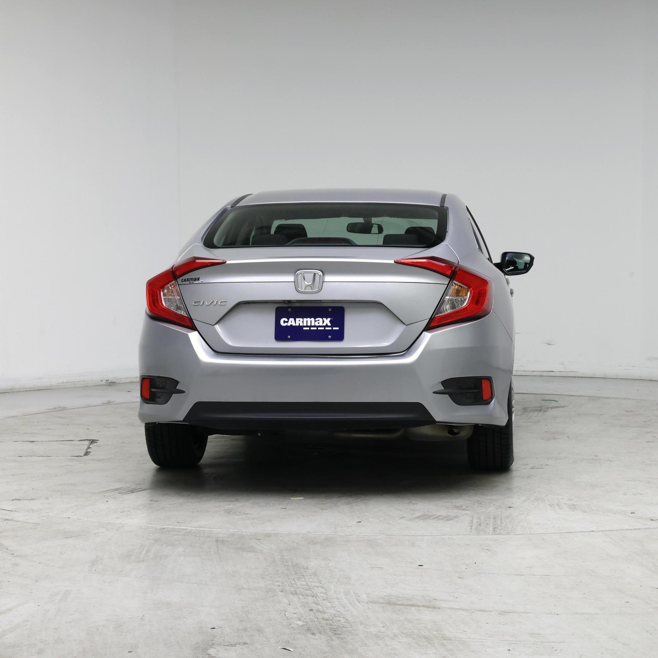 Thumbnail: 2016 Honda Civic - 6