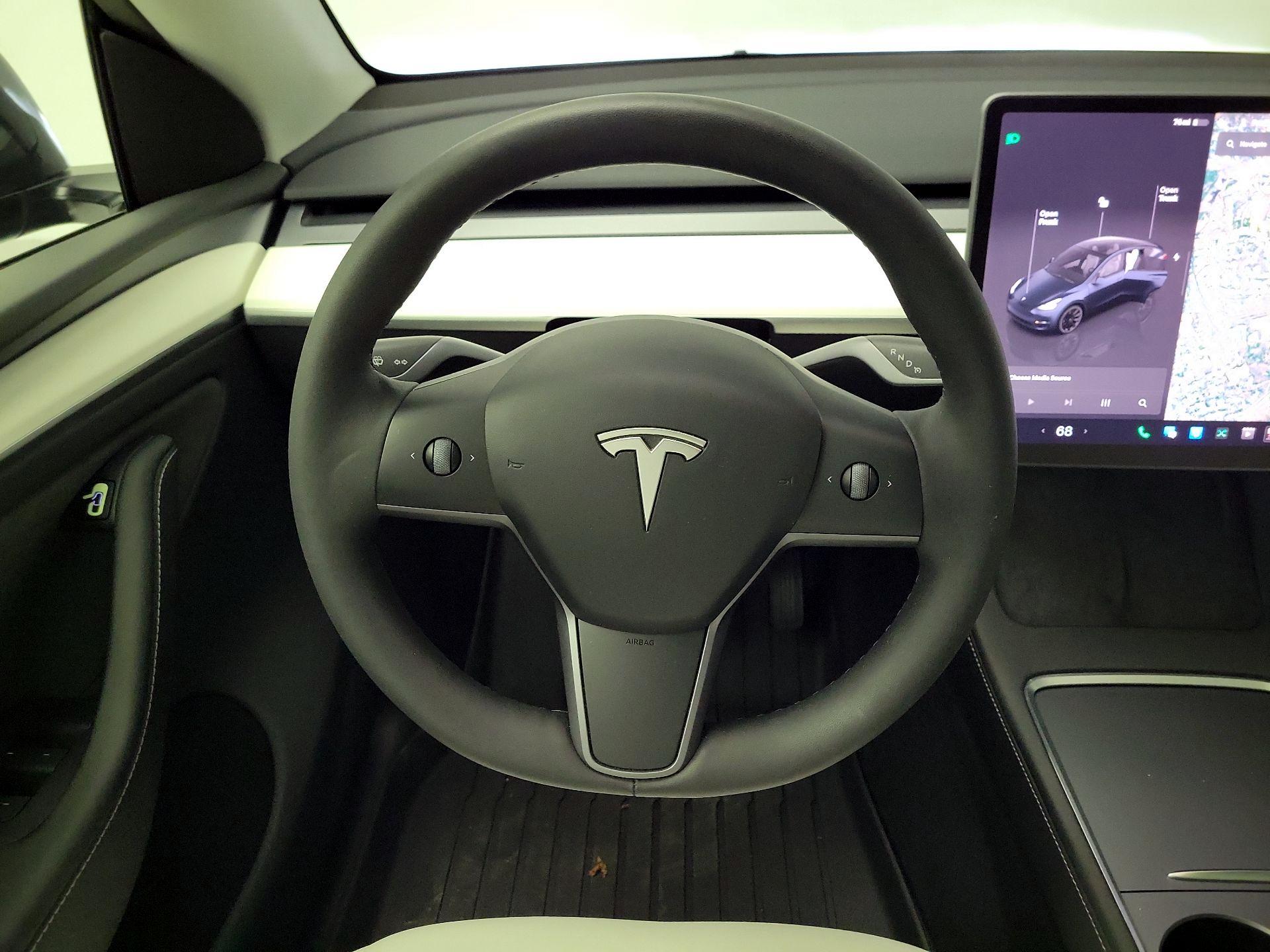 Thumbnail: 2024 Tesla Model Y - 10