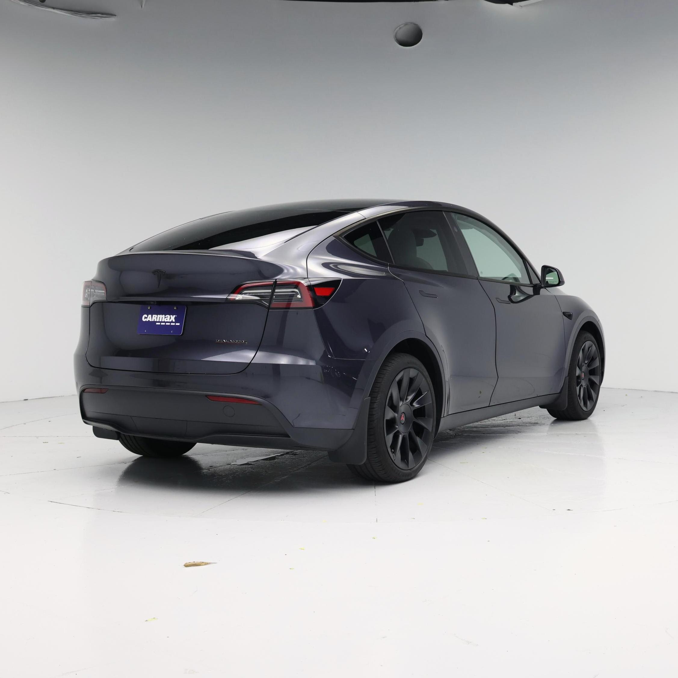 Thumbnail: 2024 Tesla Model Y - 8
