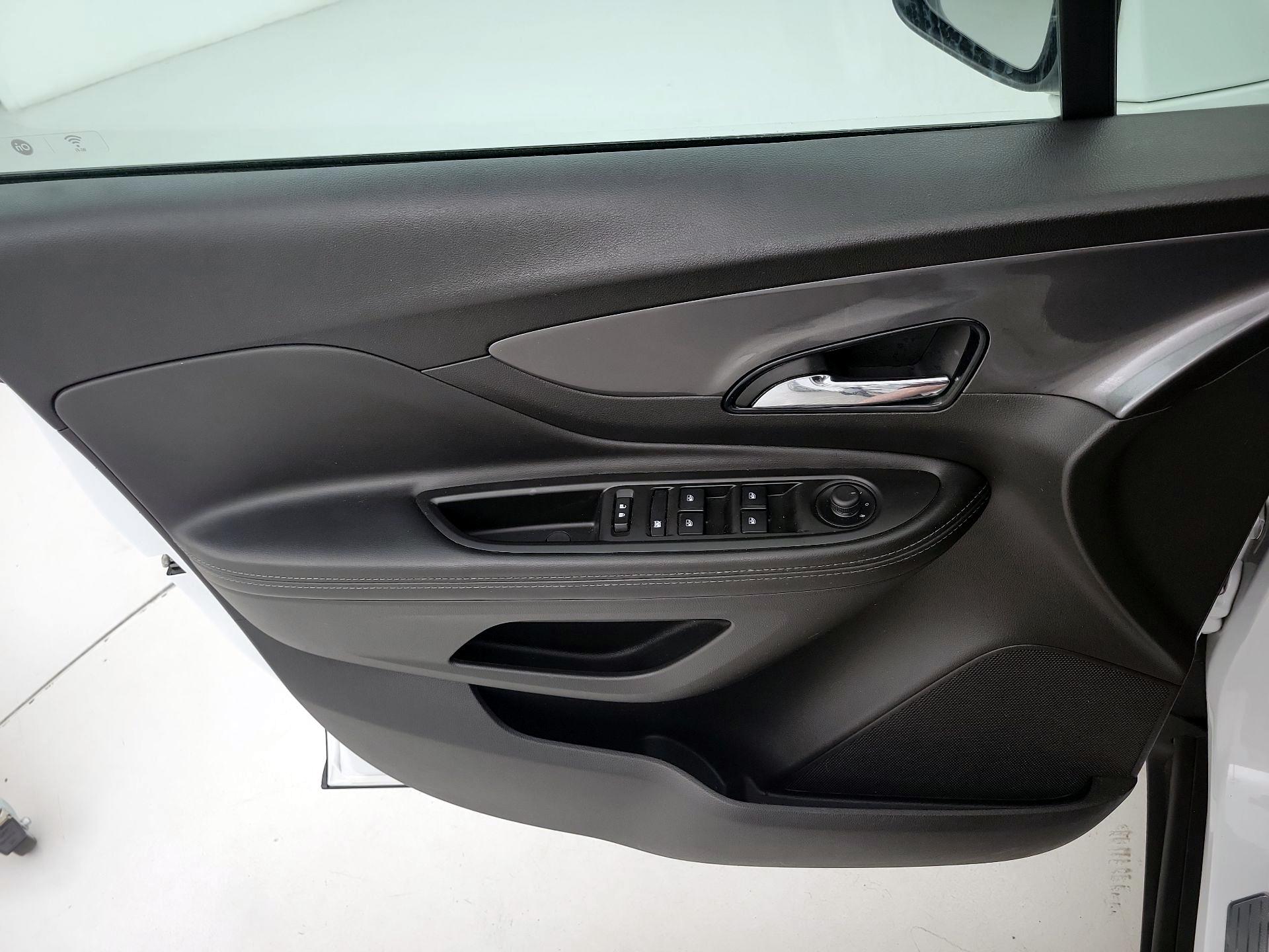 Thumbnail: 2021 Buick Encore - 12