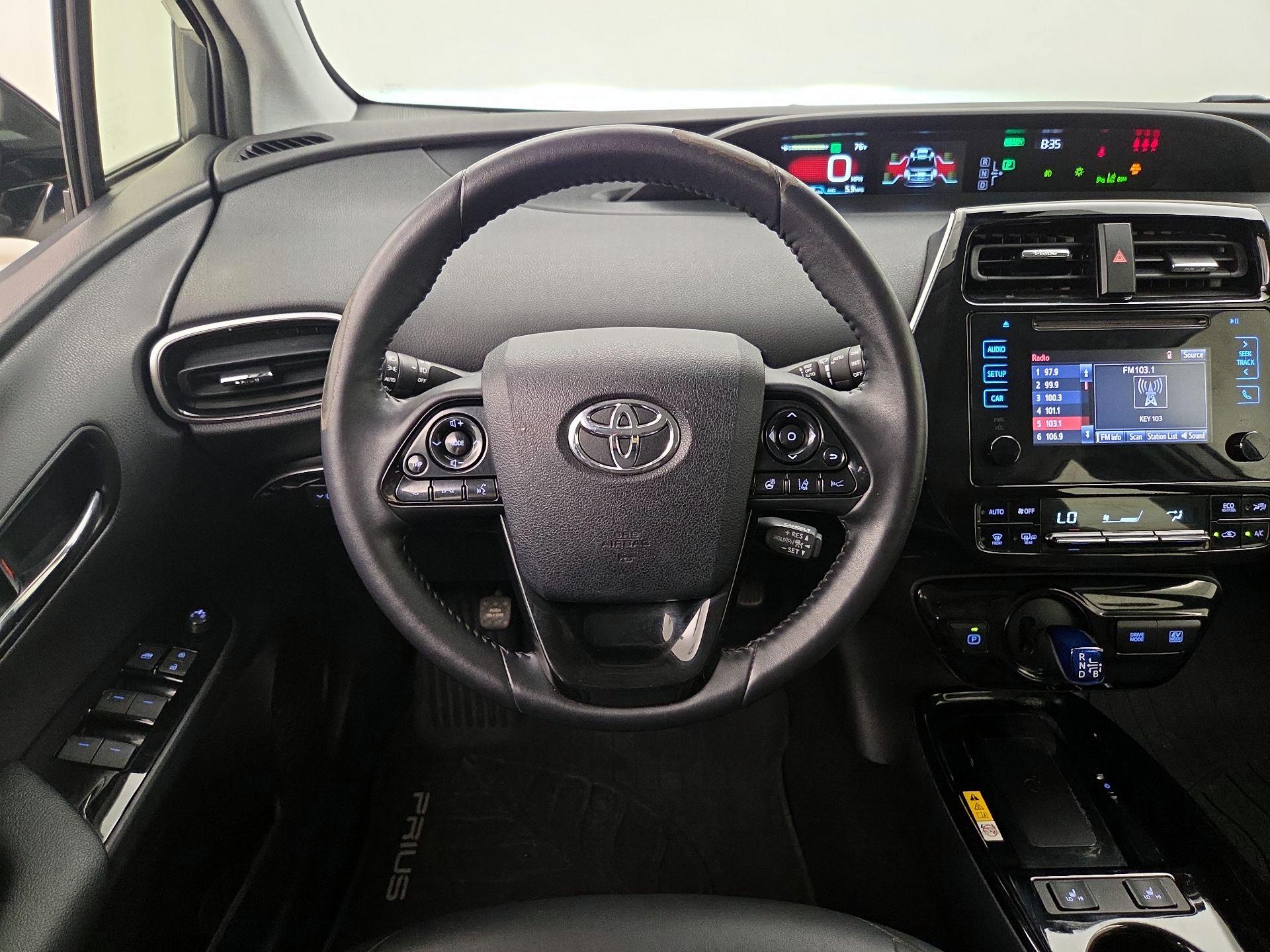 Thumbnail: 2019 Toyota Prius - 10