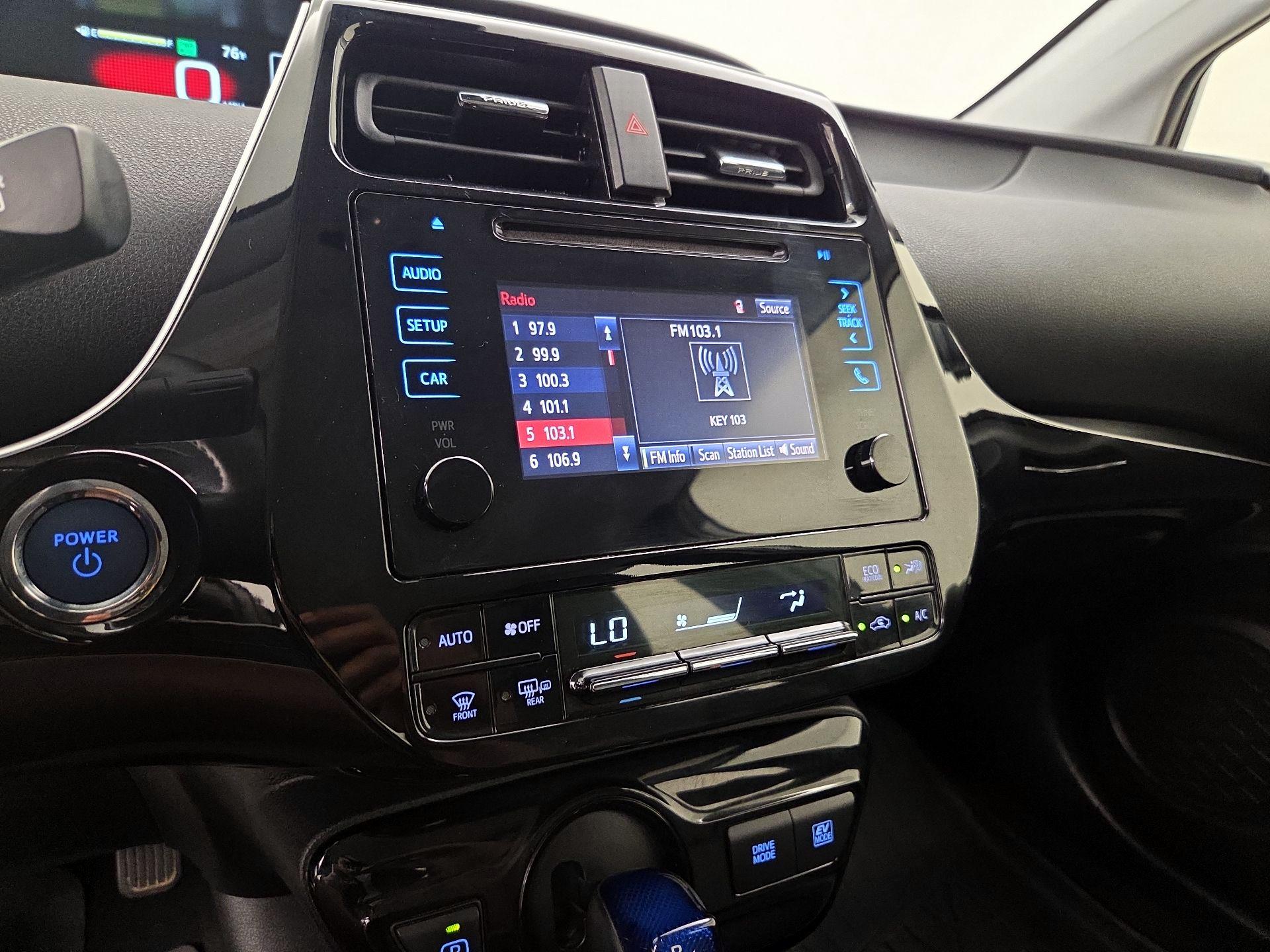 Thumbnail: 2019 Toyota Prius - 15