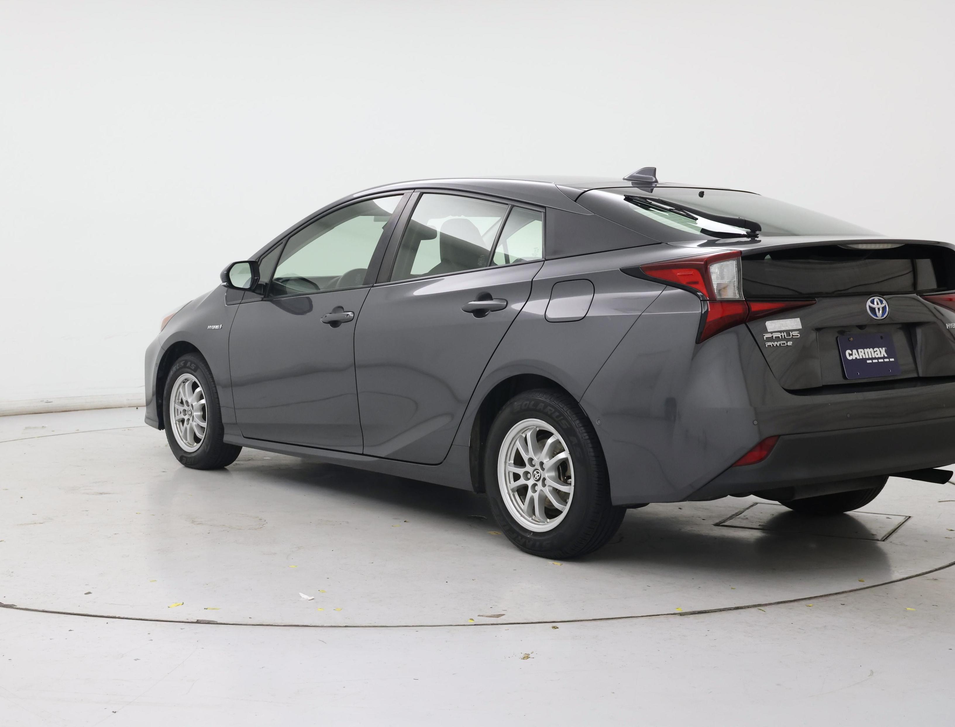 Thumbnail: 2019 Toyota Prius - 2