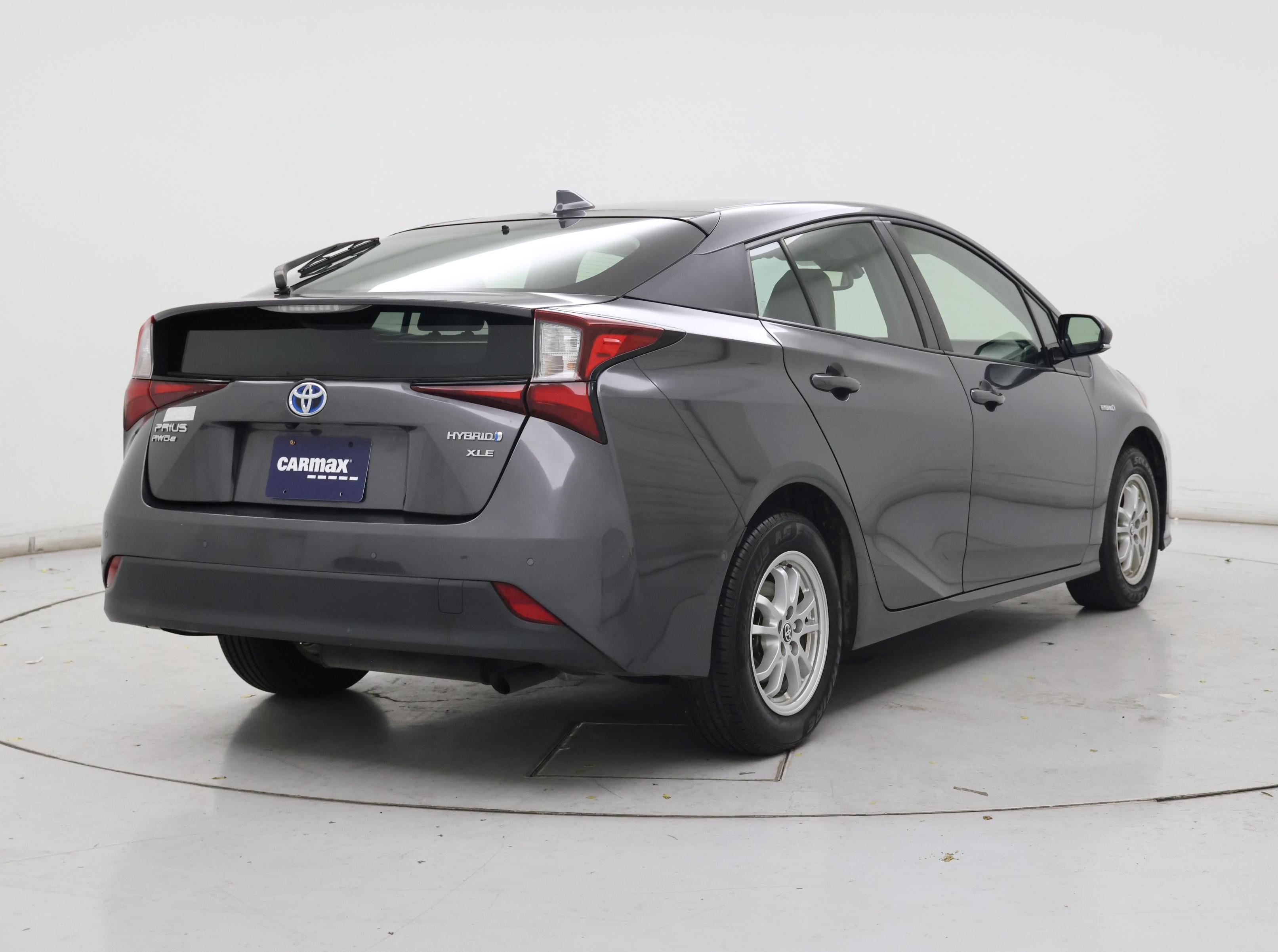 Thumbnail: 2019 Toyota Prius - 8