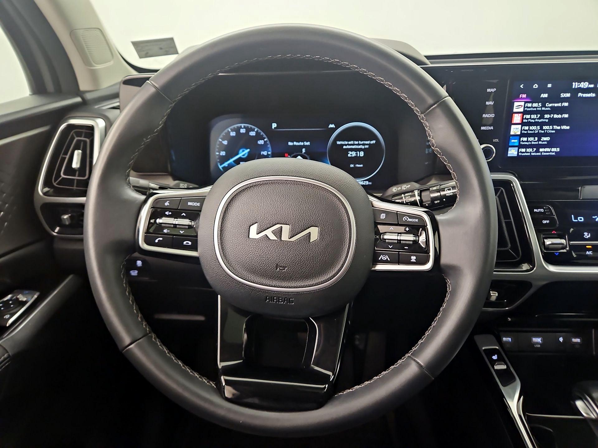 Thumbnail: 2023 Kia Sorento - 10
