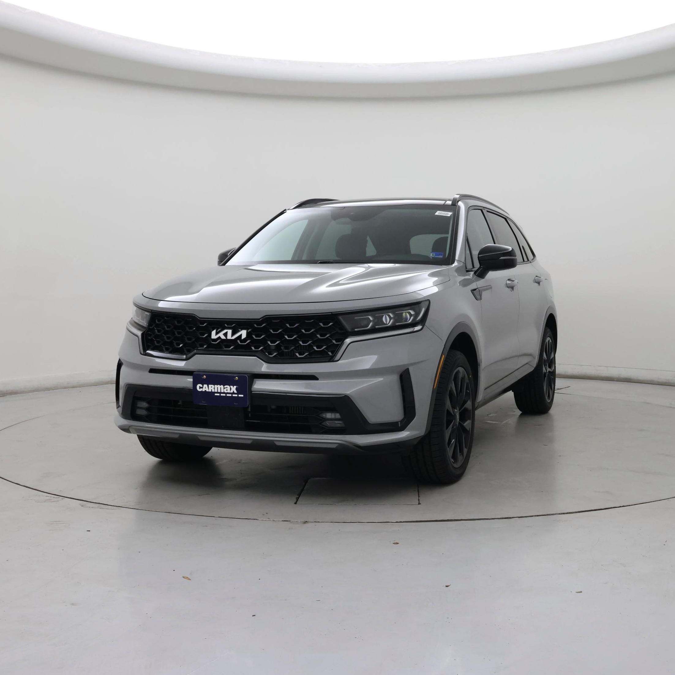 Thumbnail: 2023 Kia Sorento - 4