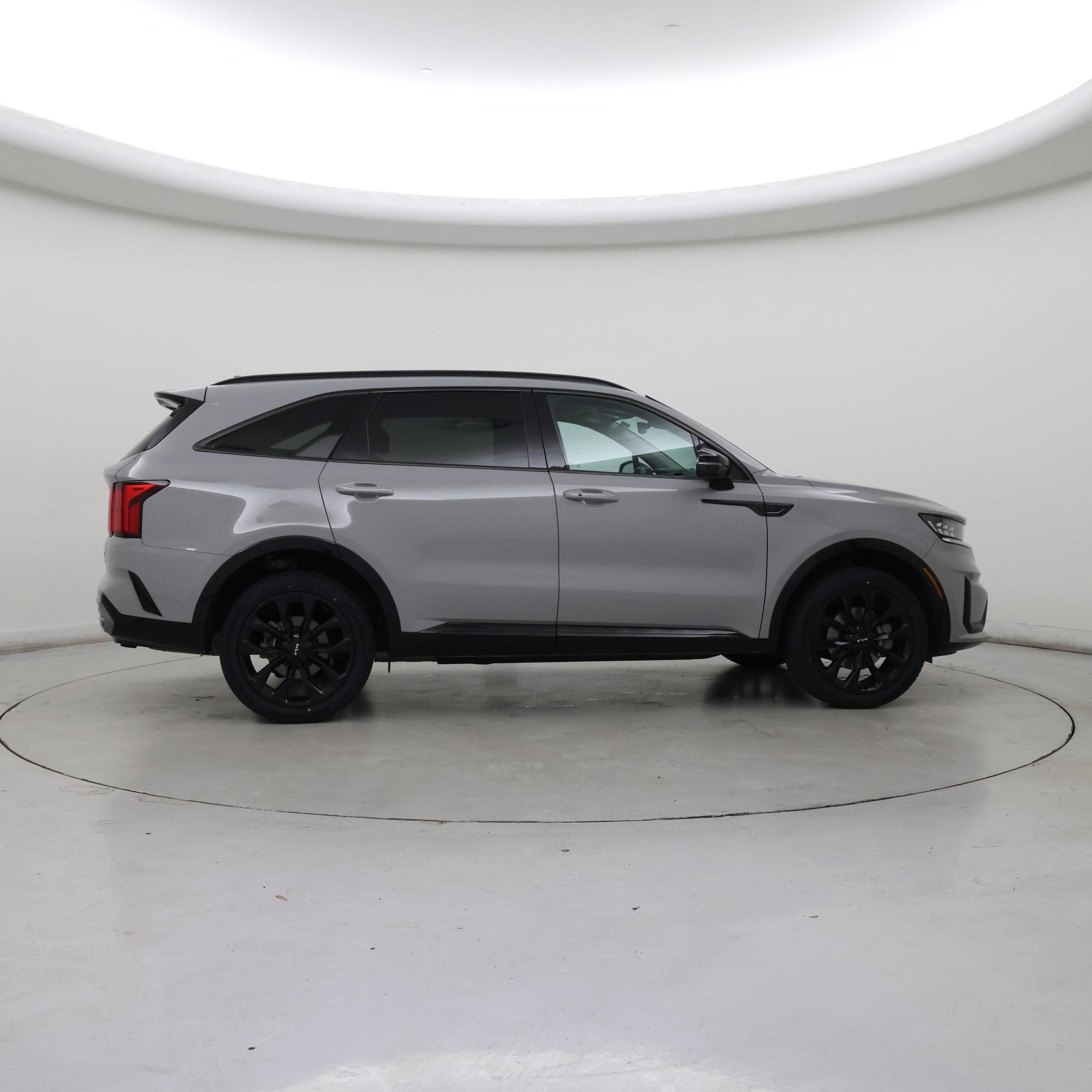 Thumbnail: 2023 Kia Sorento - 7