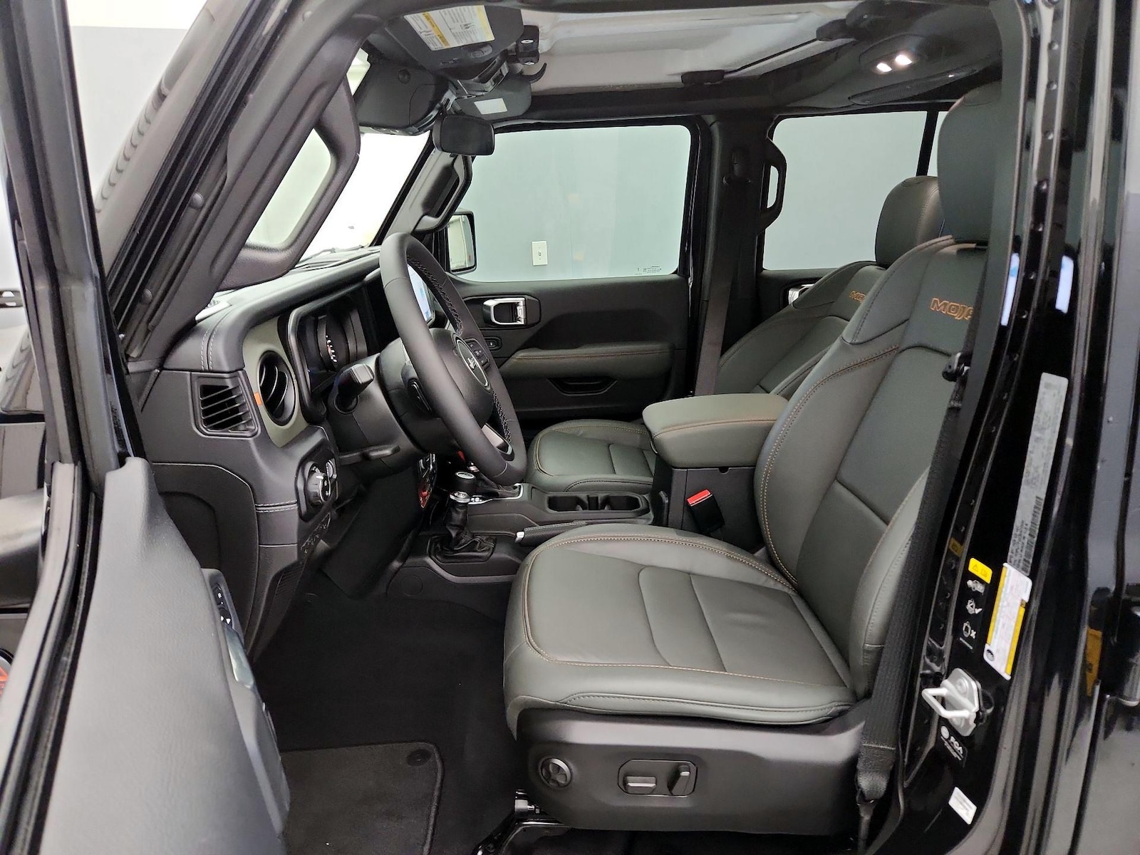 2025 Jeep Gladiator Mojave - Photo 12
