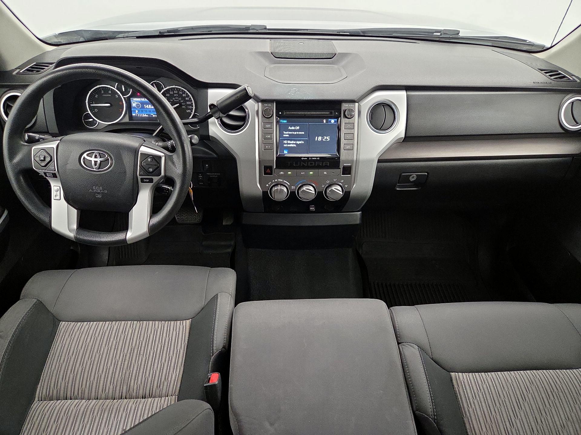 Thumbnail: 2017 Toyota Tundra - 9