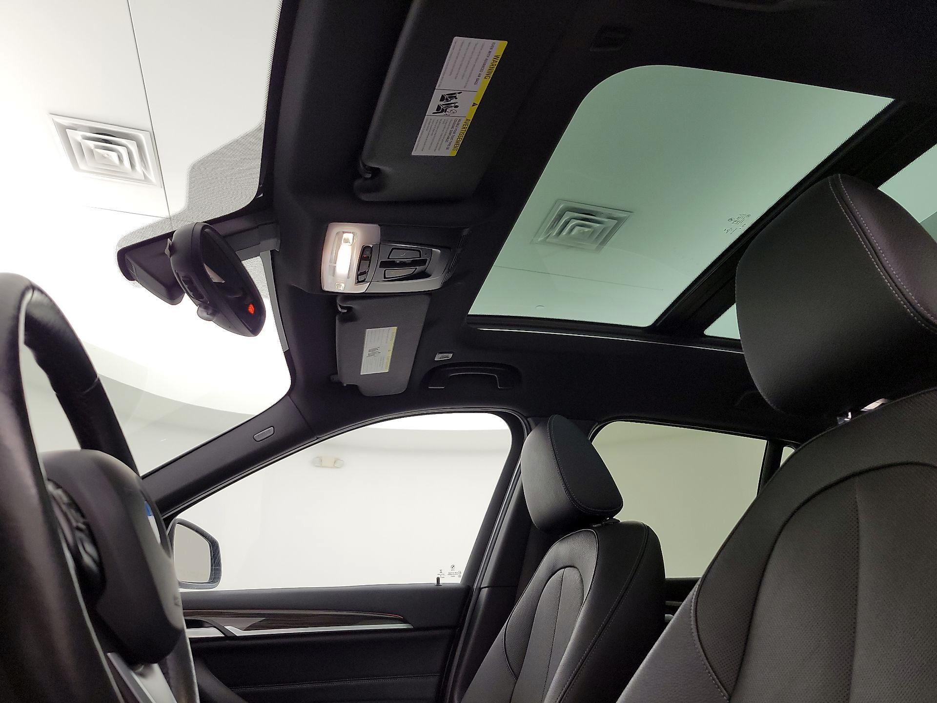 Thumbnail: 2017 BMW X1 - 20