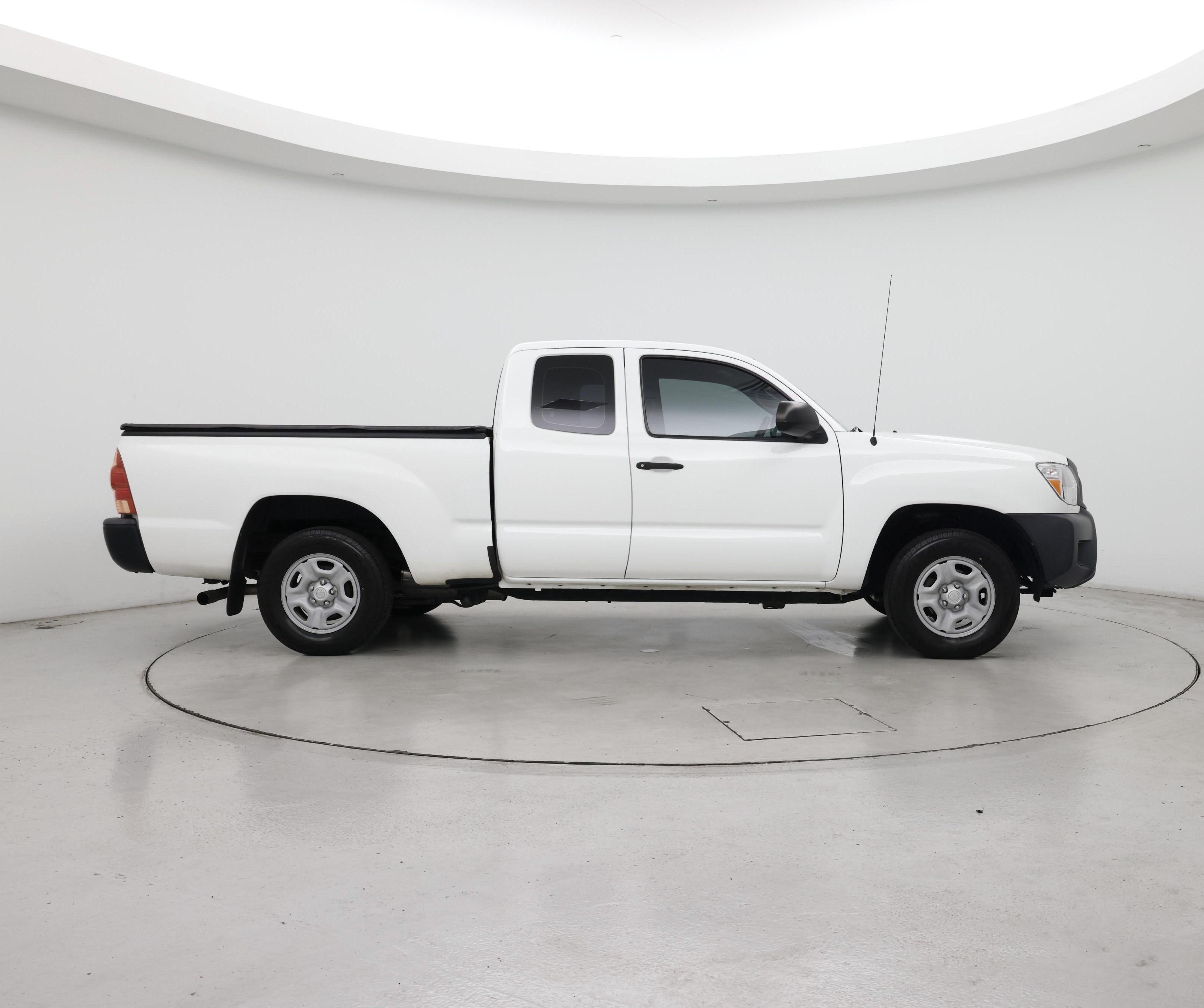 Thumbnail: 2015 Toyota Tacoma - 7