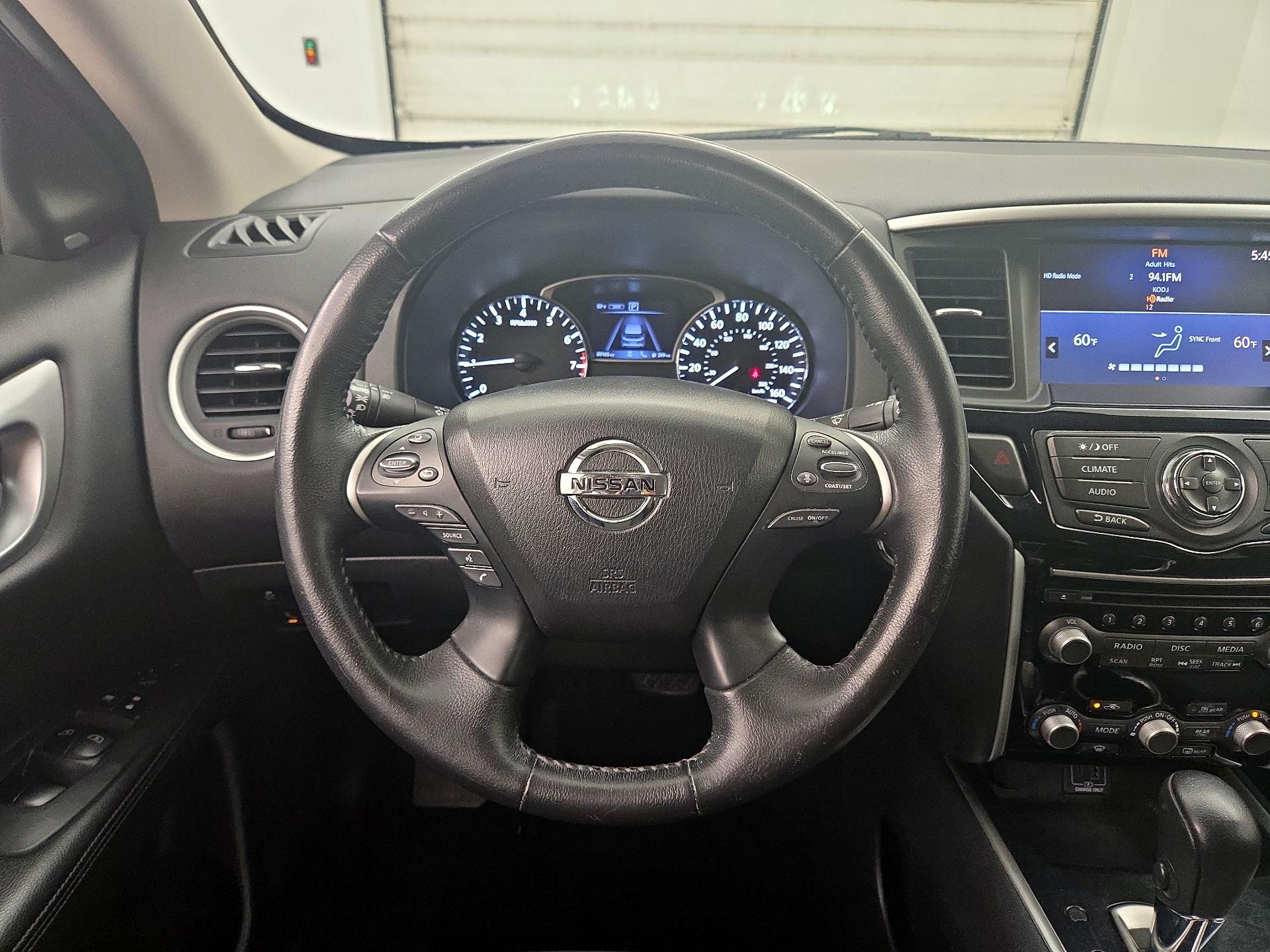 Thumbnail: 2019 Nissan Pathfinder - 10