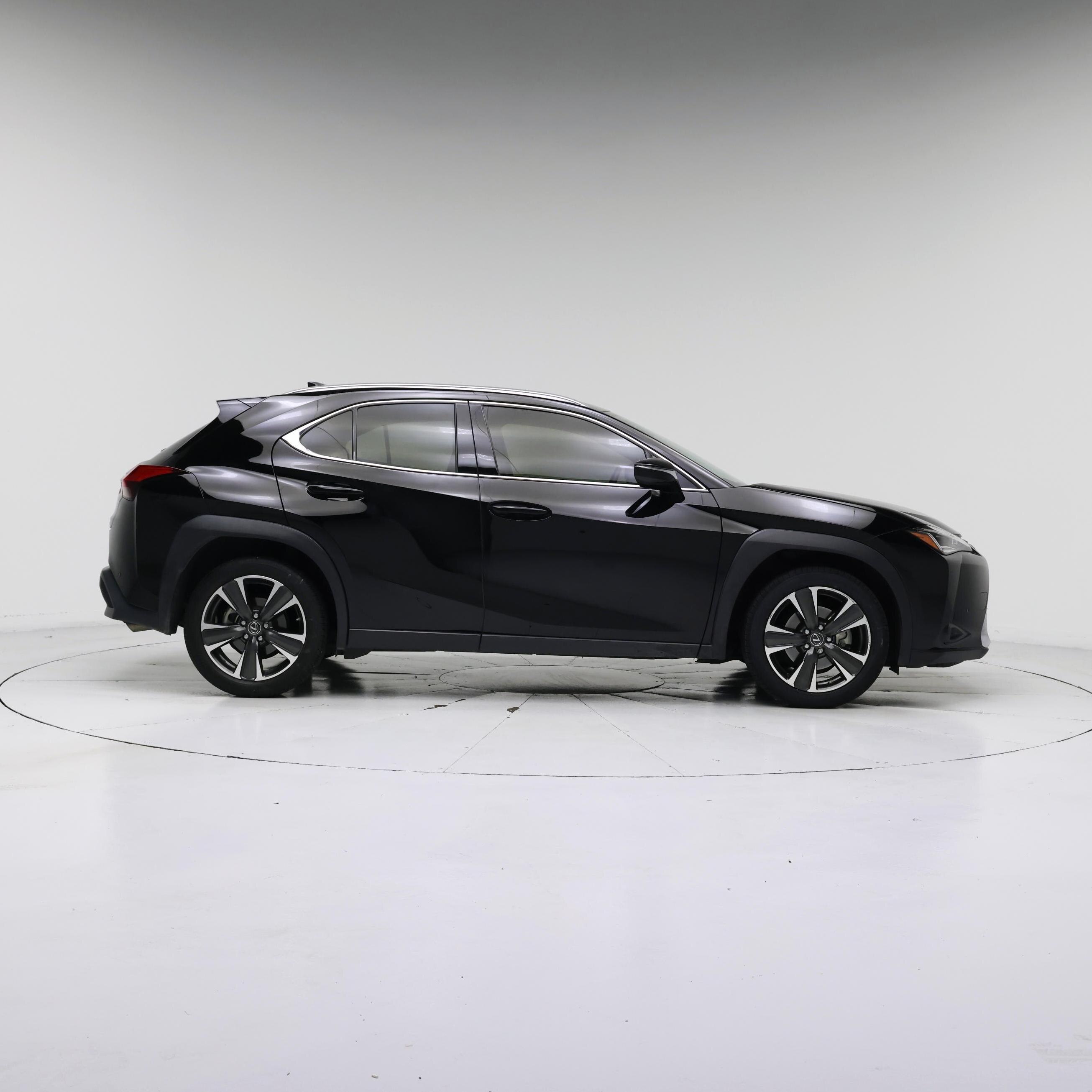 Thumbnail: 2019 Lexus UX - 7
