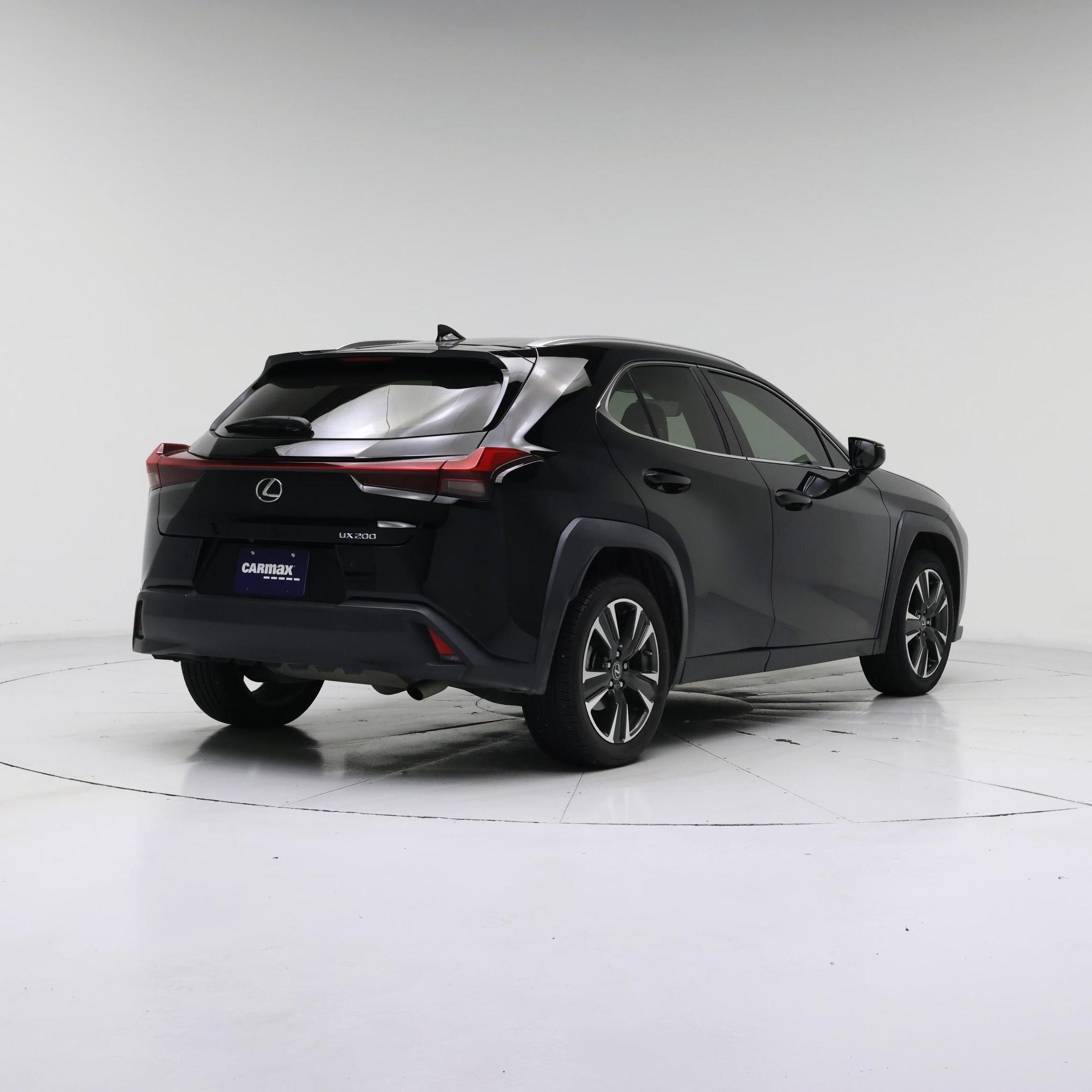 Thumbnail: 2019 Lexus UX - 8