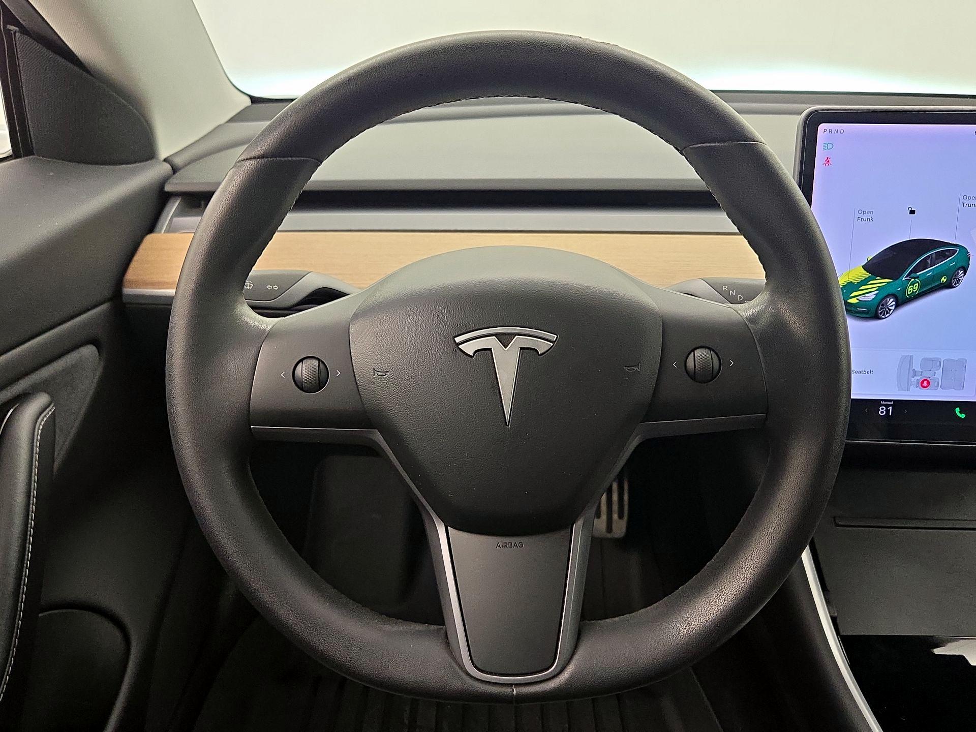Thumbnail: 2020 Tesla Model 3 - 10