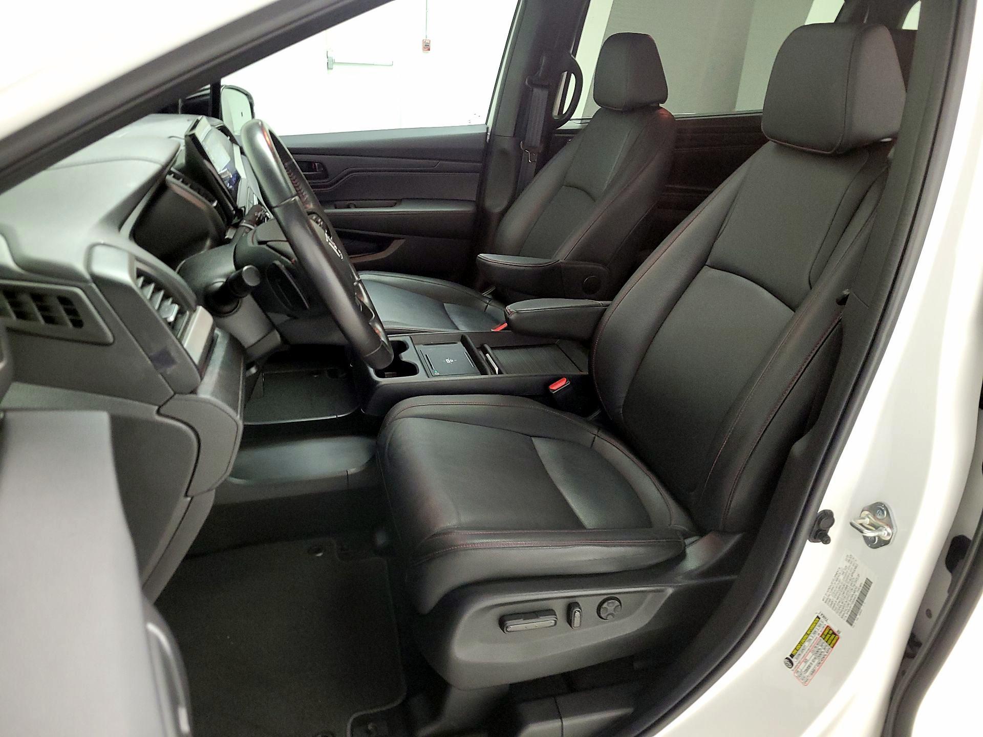 Thumbnail: 2025 Honda Odyssey - 11