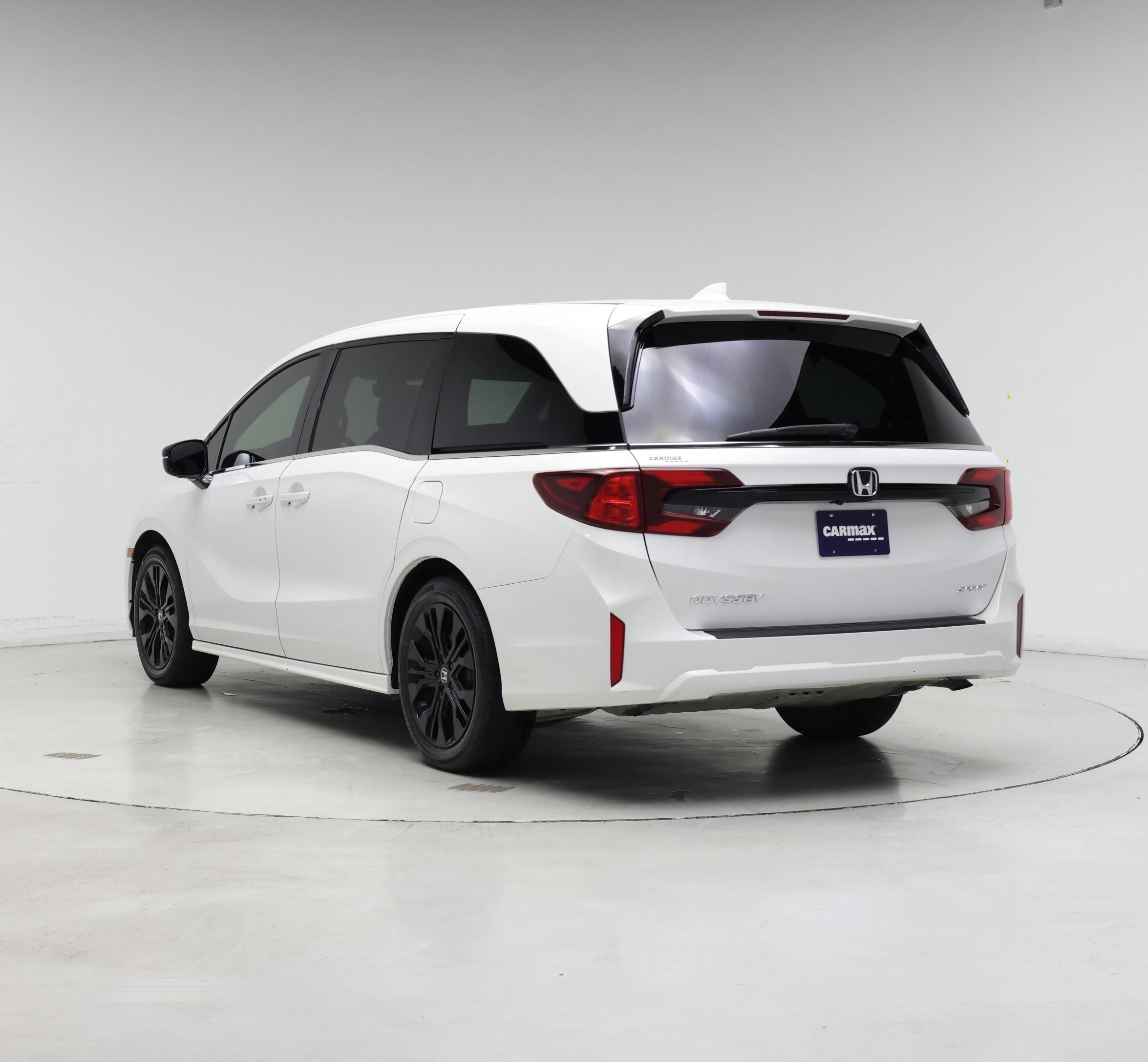 Thumbnail: 2025 Honda Odyssey - 2
