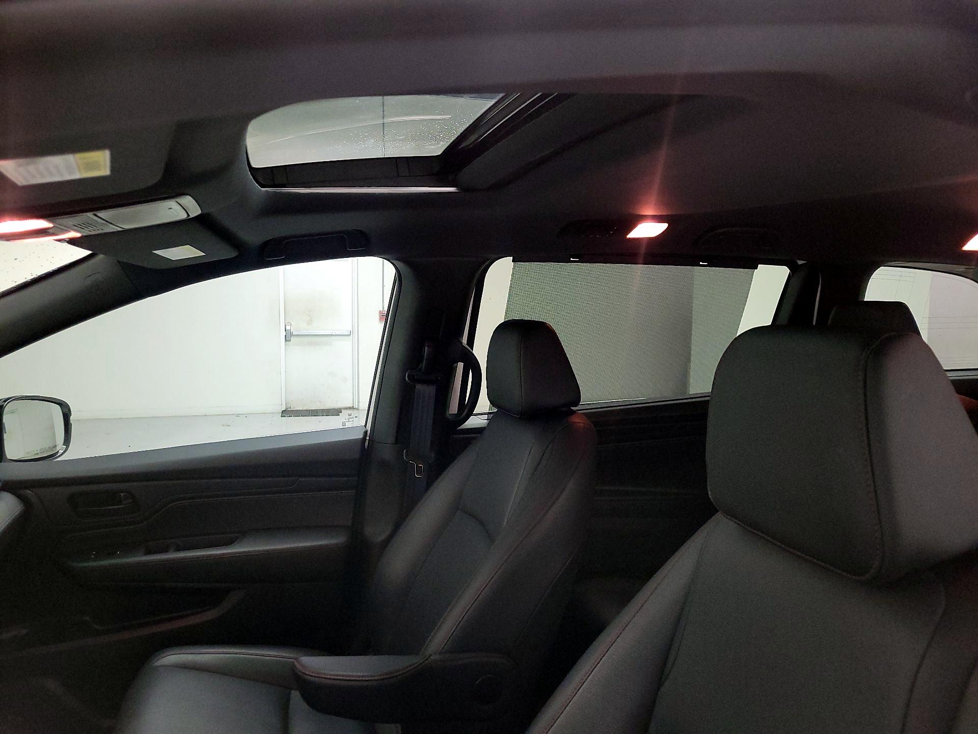 Thumbnail: 2025 Honda Odyssey - 20
