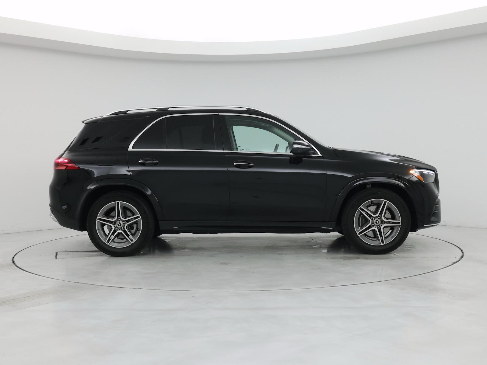 2026 Mercedes-Benz GLE GLE450 - Photo 8