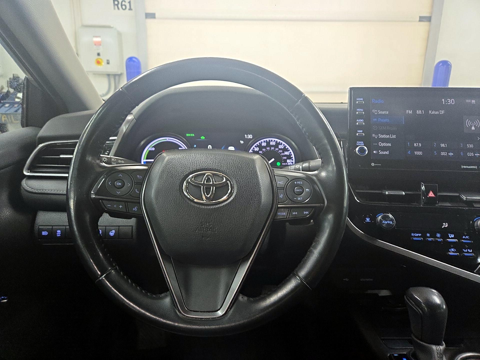 Thumbnail: 2023 Toyota Camry - 10