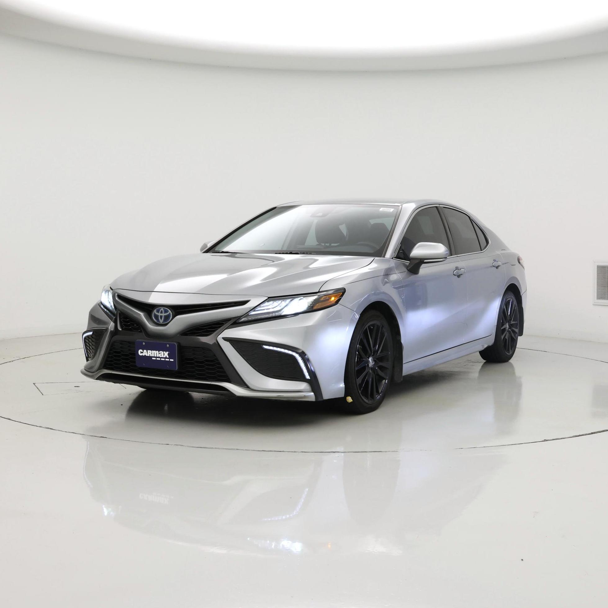 Thumbnail: 2023 Toyota Camry - 4