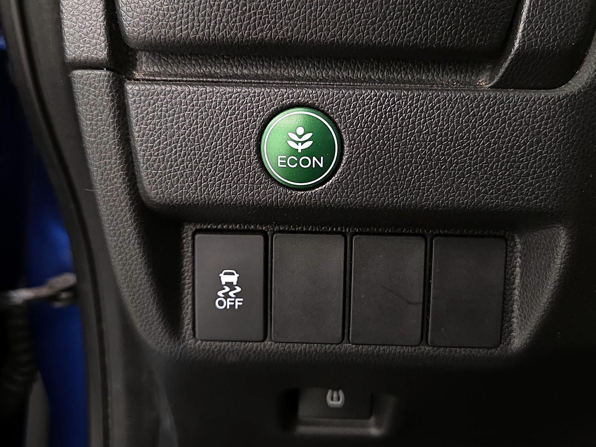Thumbnail: 2015 Honda Fit - 13