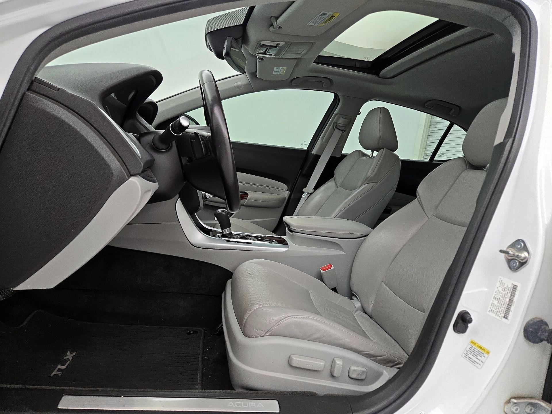 Thumbnail: 2015 Acura TLX - 11