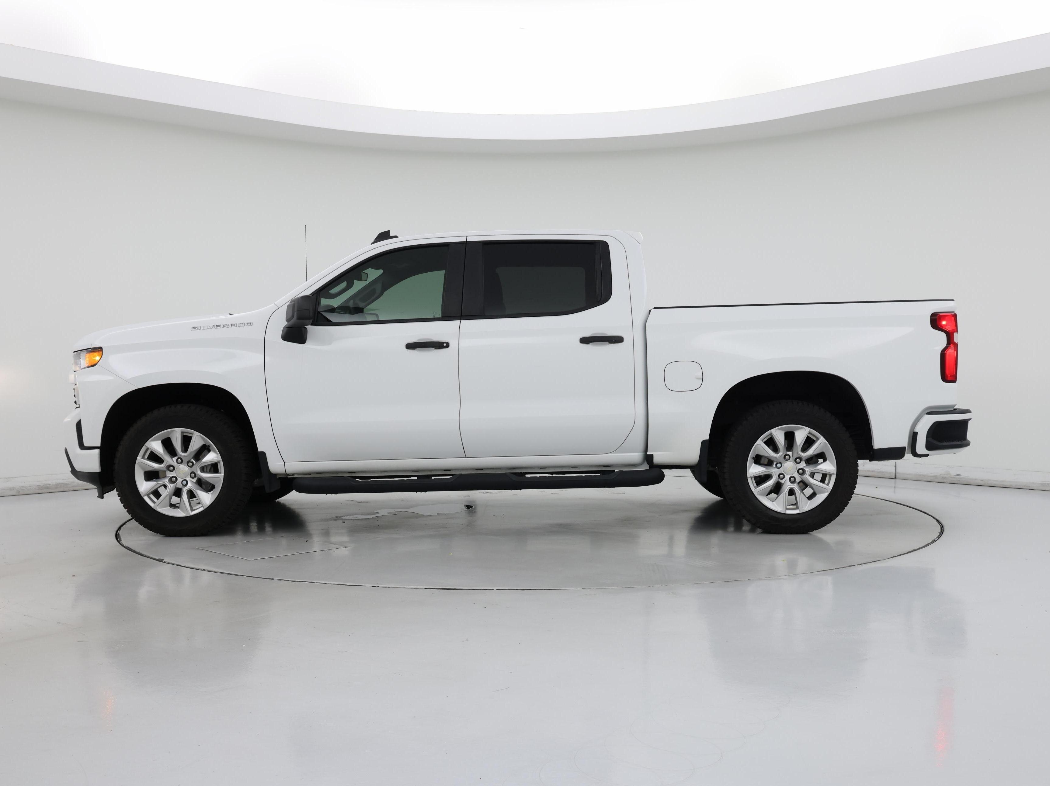 Thumbnail: 2021 Chevrolet Silverado 1500 - 3