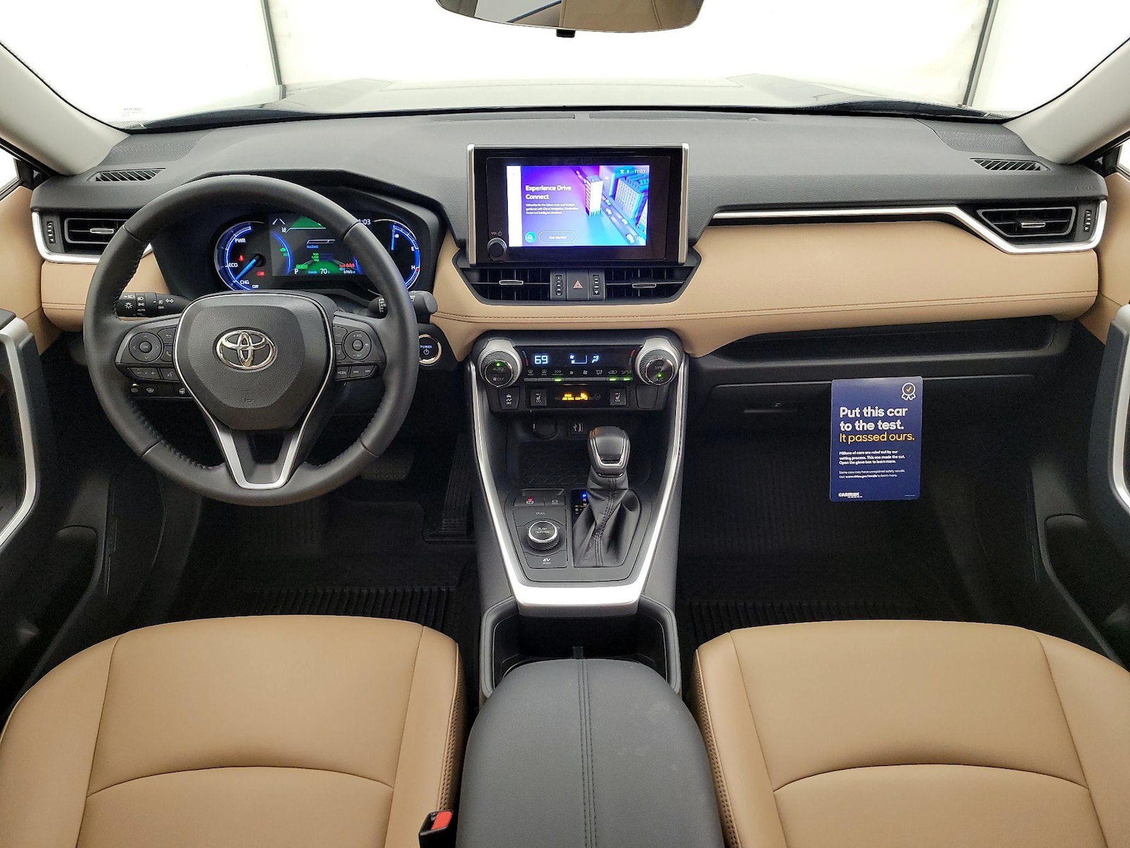 2025 Toyota RAV4 XLE Premium - Photo 10