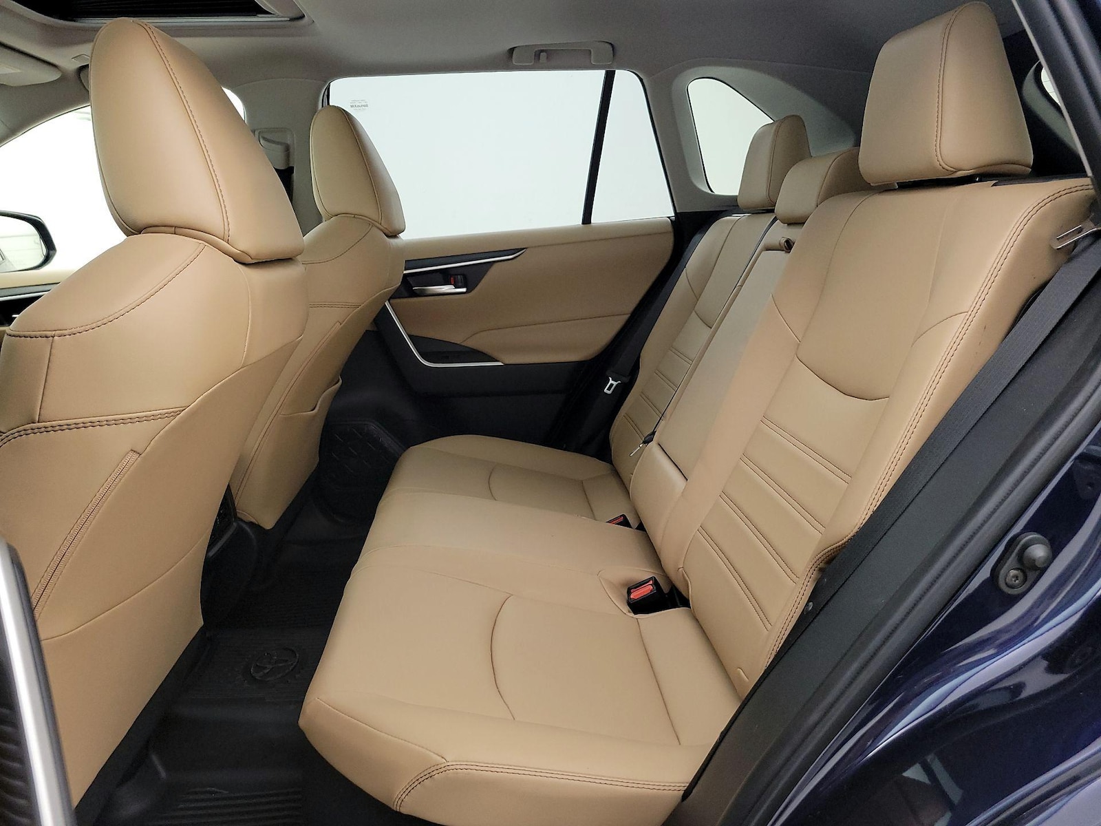 2025 Toyota RAV4 XLE Premium - Photo 21