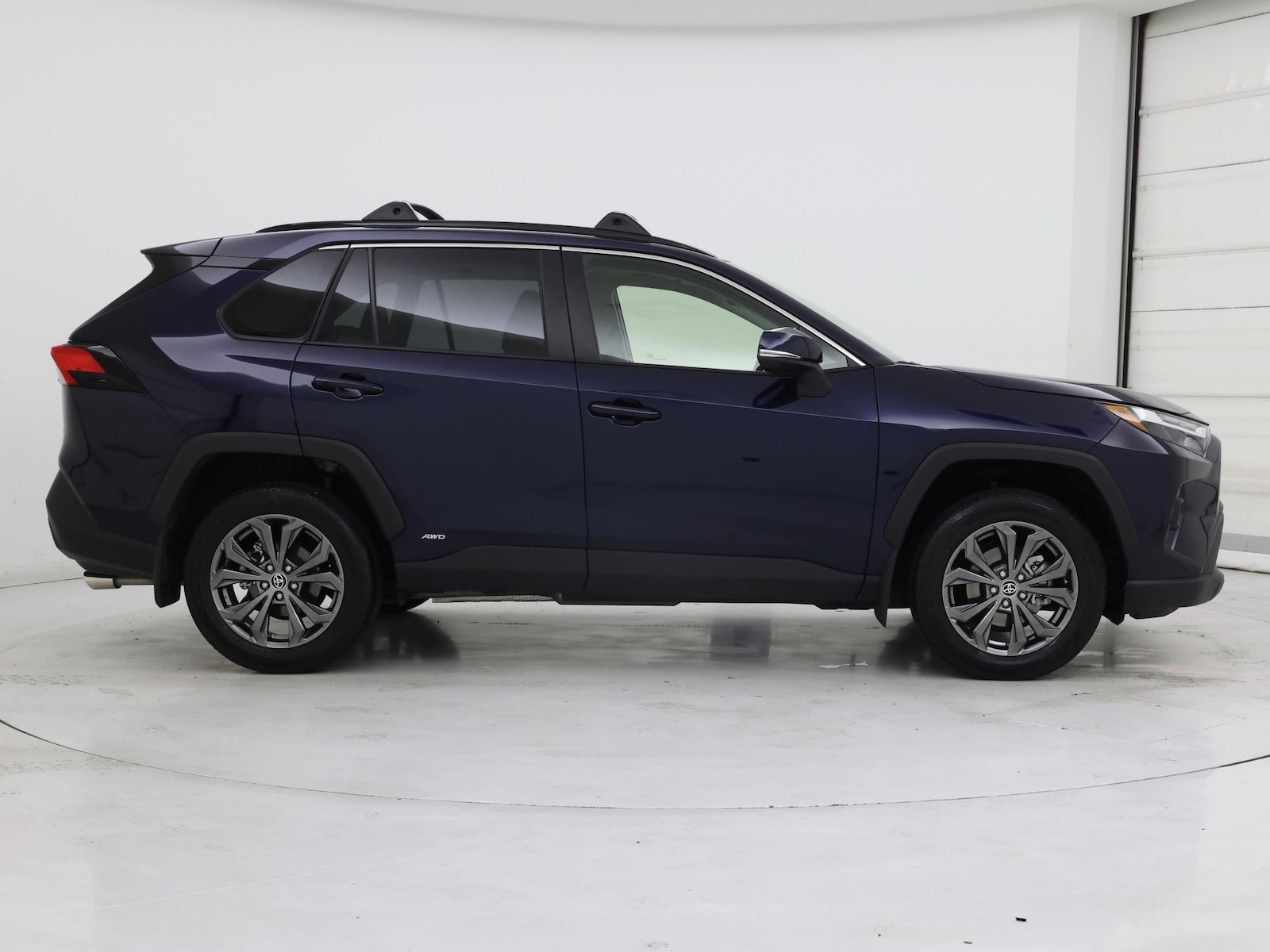 2025 Toyota RAV4 XLE Premium - Photo 8