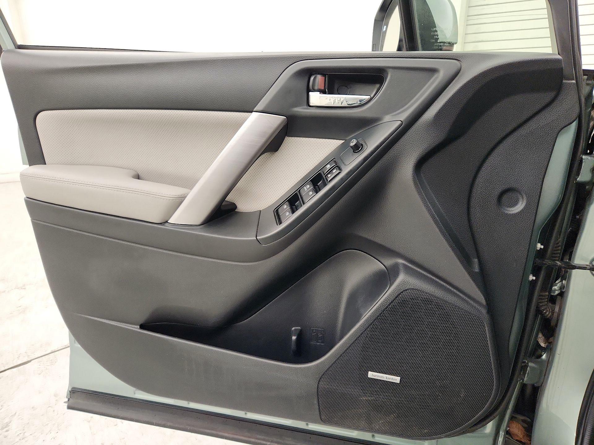 Thumbnail: 2016 Subaru Forester - 12
