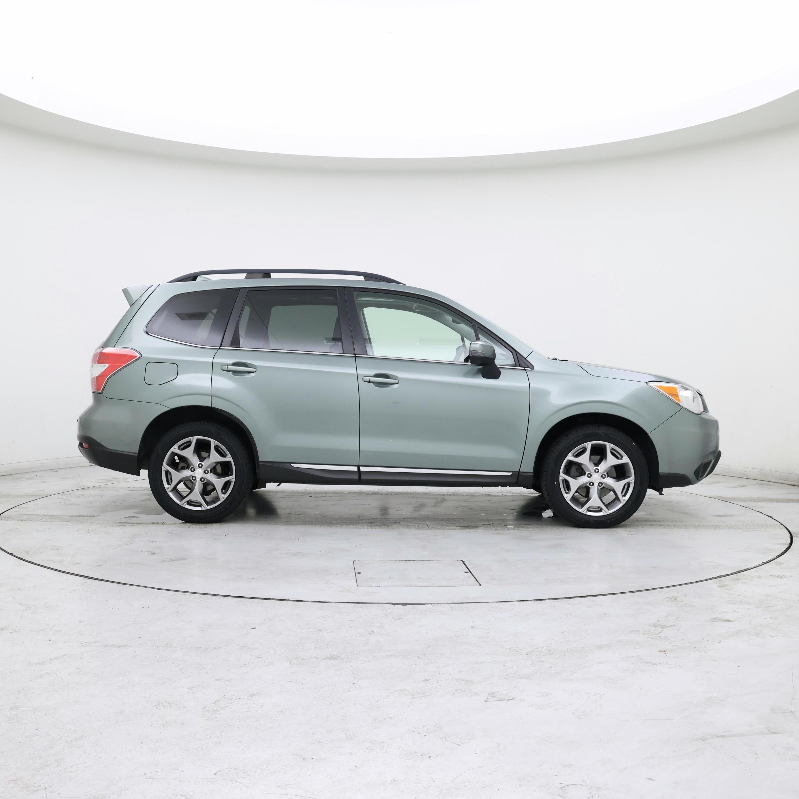 Thumbnail: 2016 Subaru Forester - 7