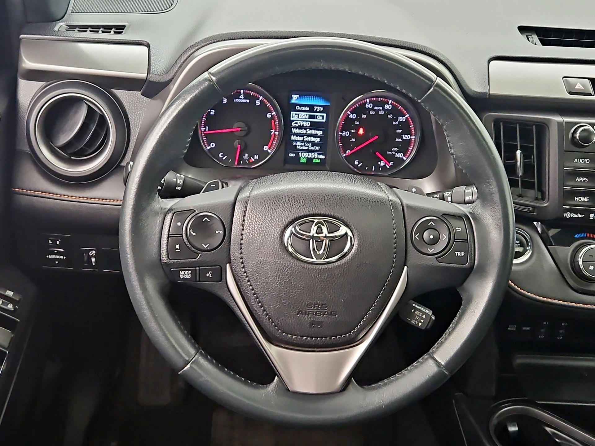 Thumbnail: 2016 Toyota RAV4 - 10