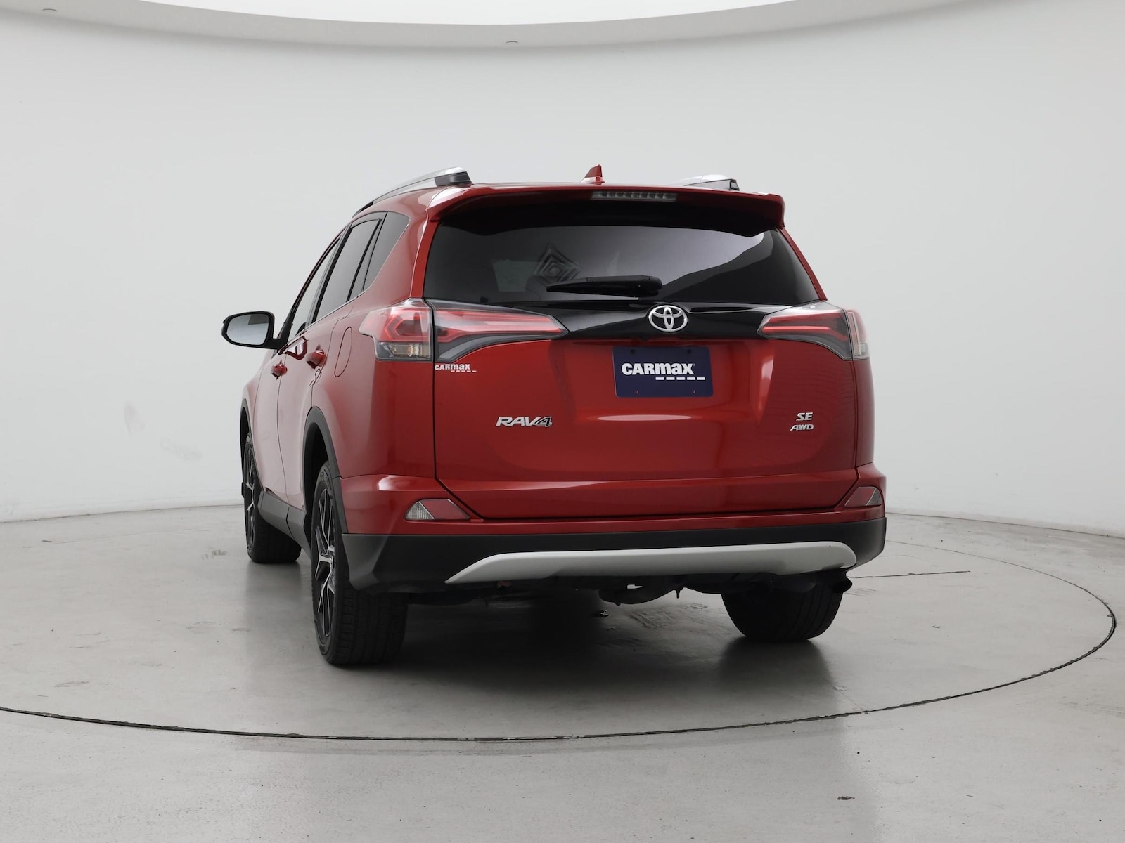 2016 Toyota RAV4 SE - Photo 7