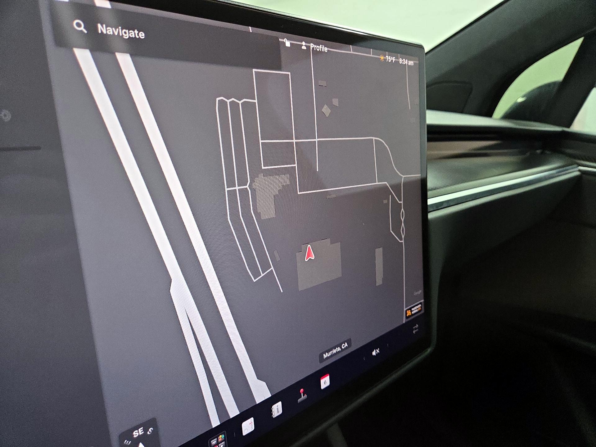 Thumbnail: 2022 Tesla Model X - 13
