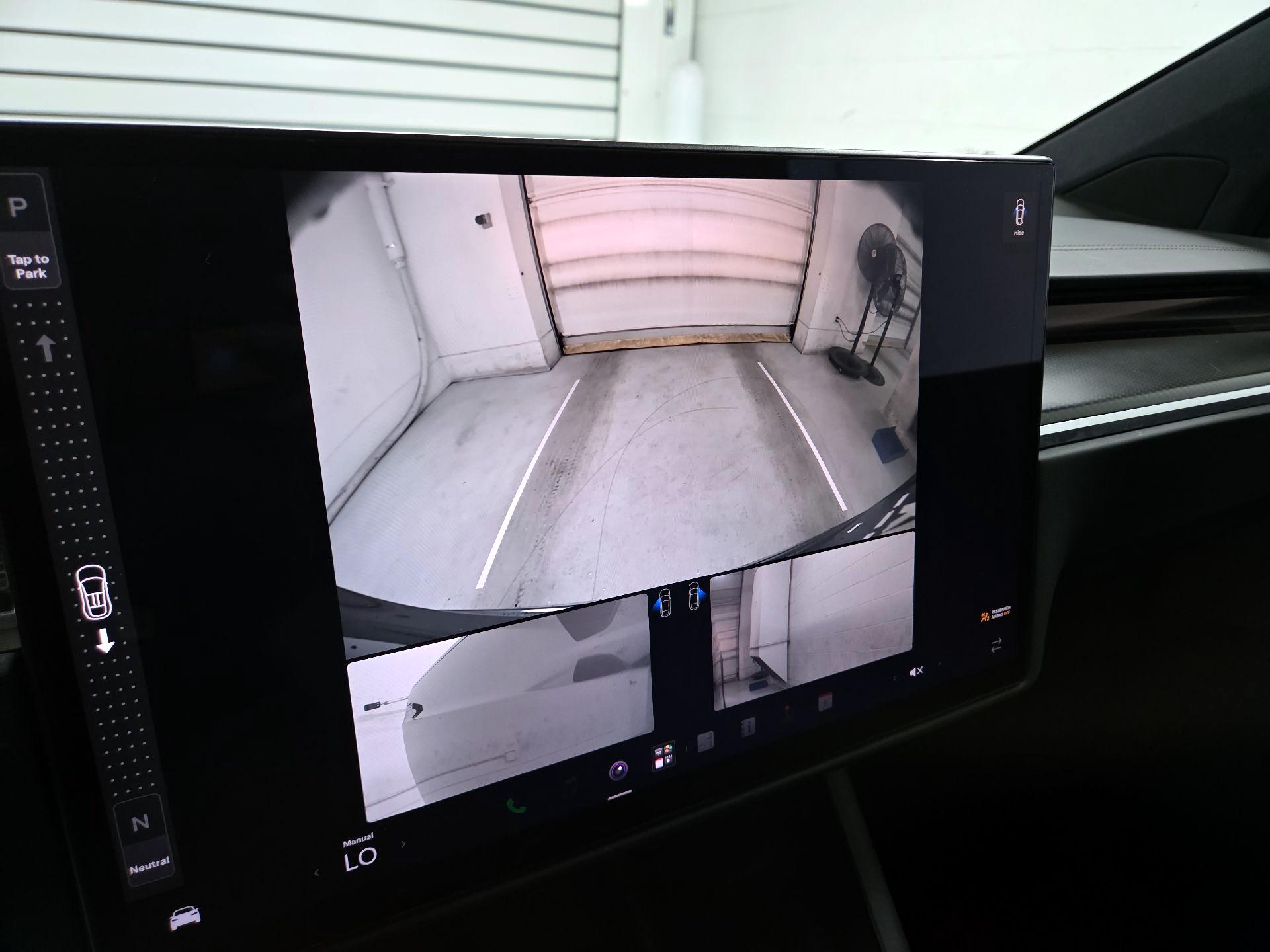 Thumbnail: 2022 Tesla Model X - 14