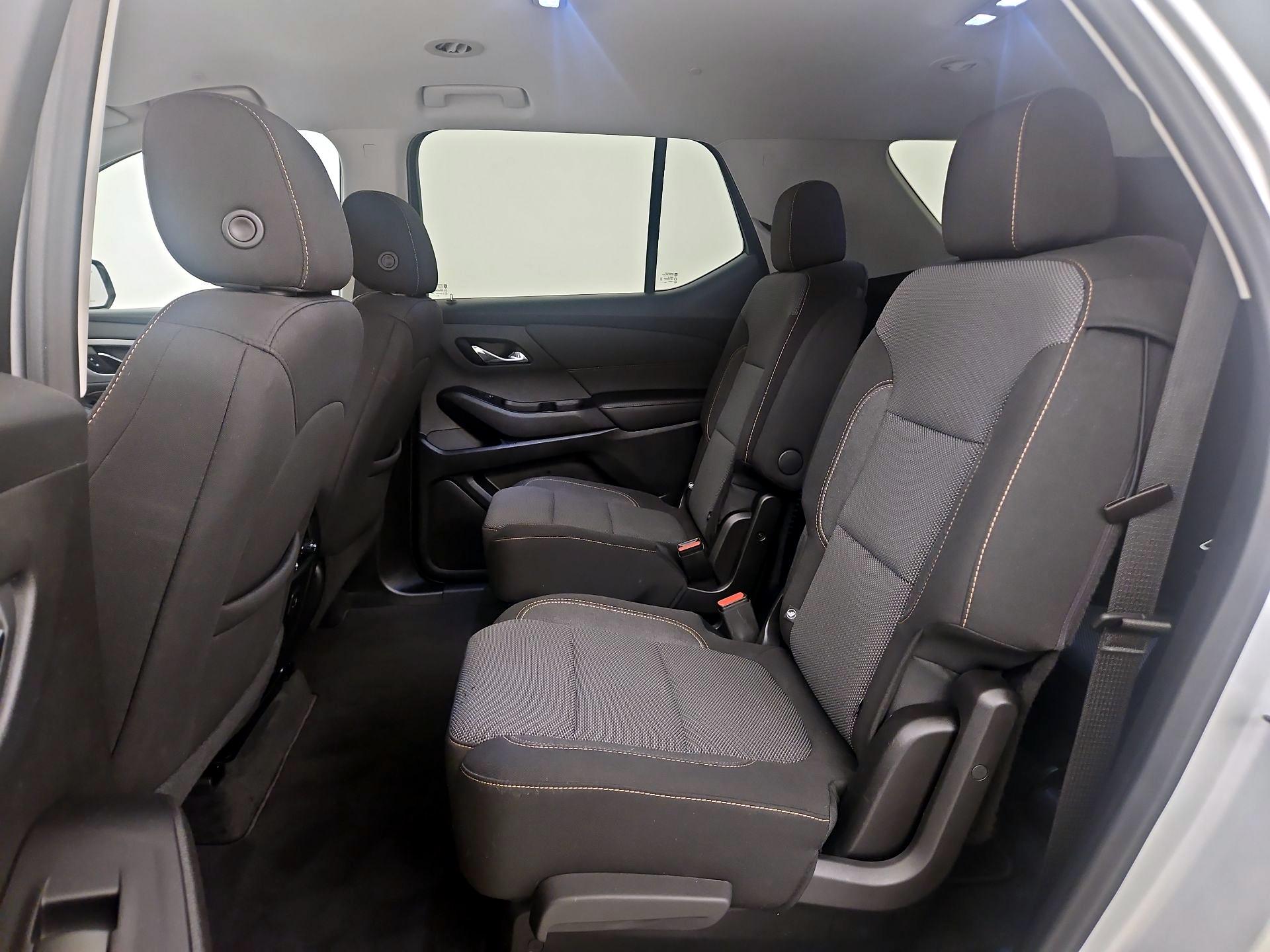 Thumbnail: 2020 Chevrolet Traverse - 19