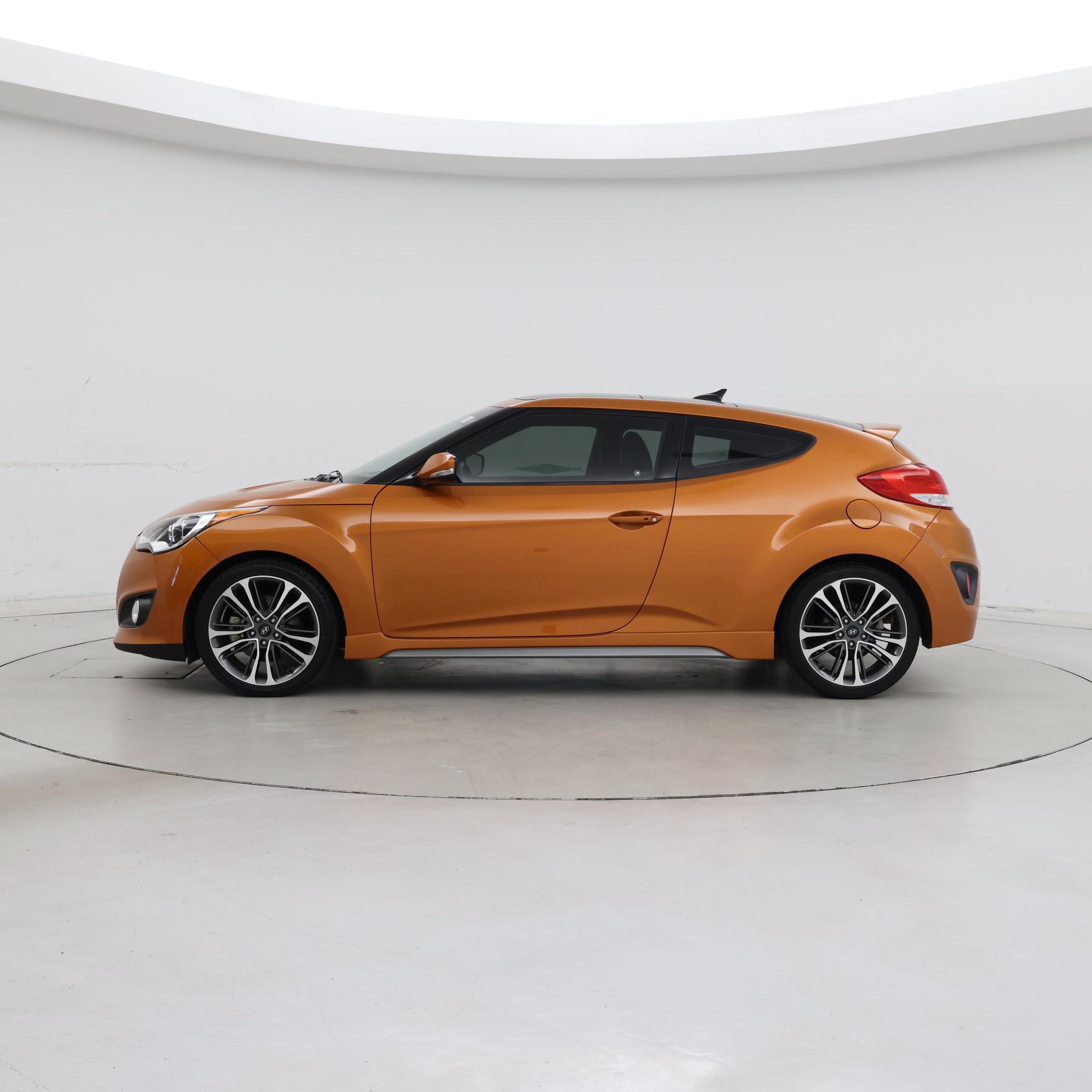 Thumbnail: 2016 Hyundai Veloster - 3