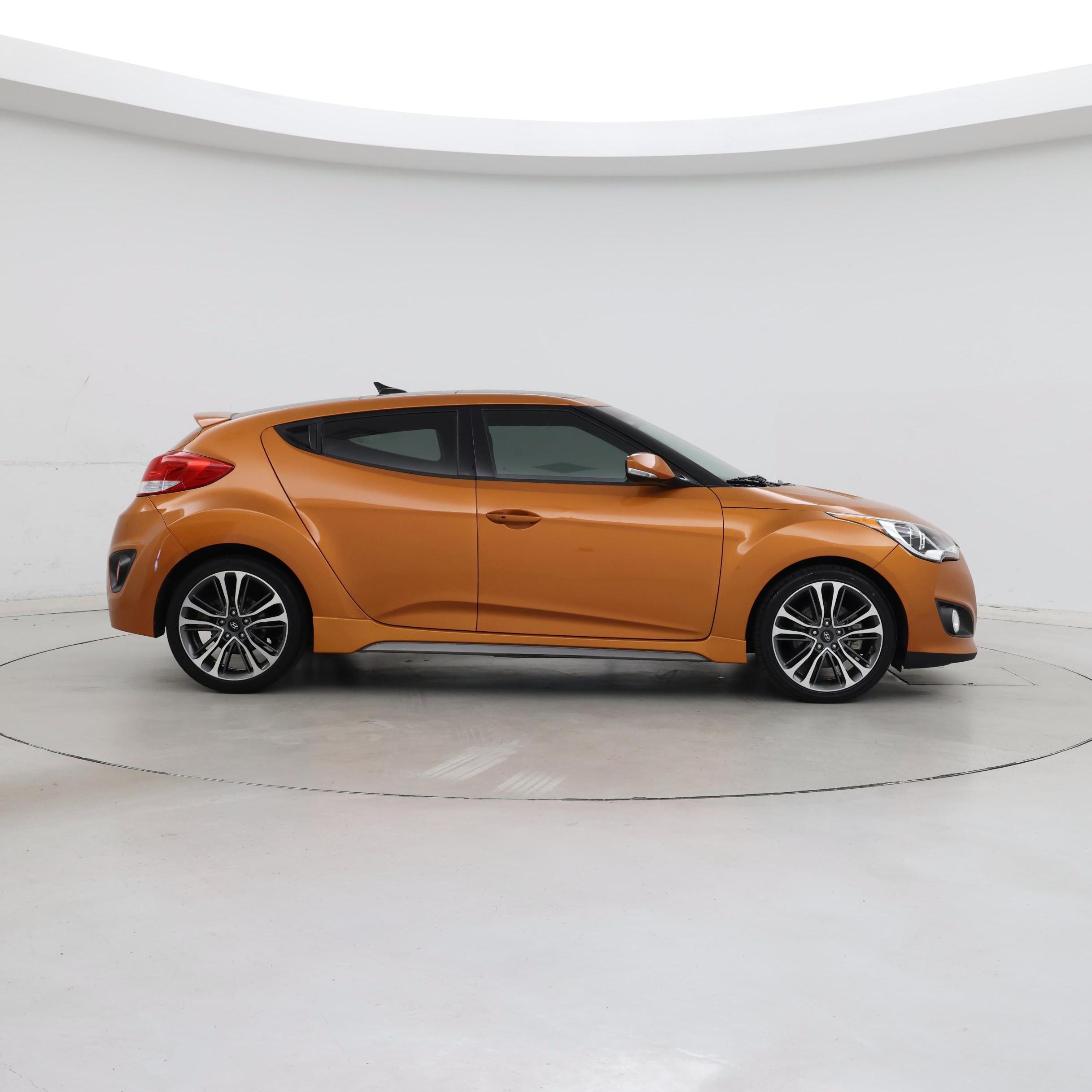 Thumbnail: 2016 Hyundai Veloster - 7