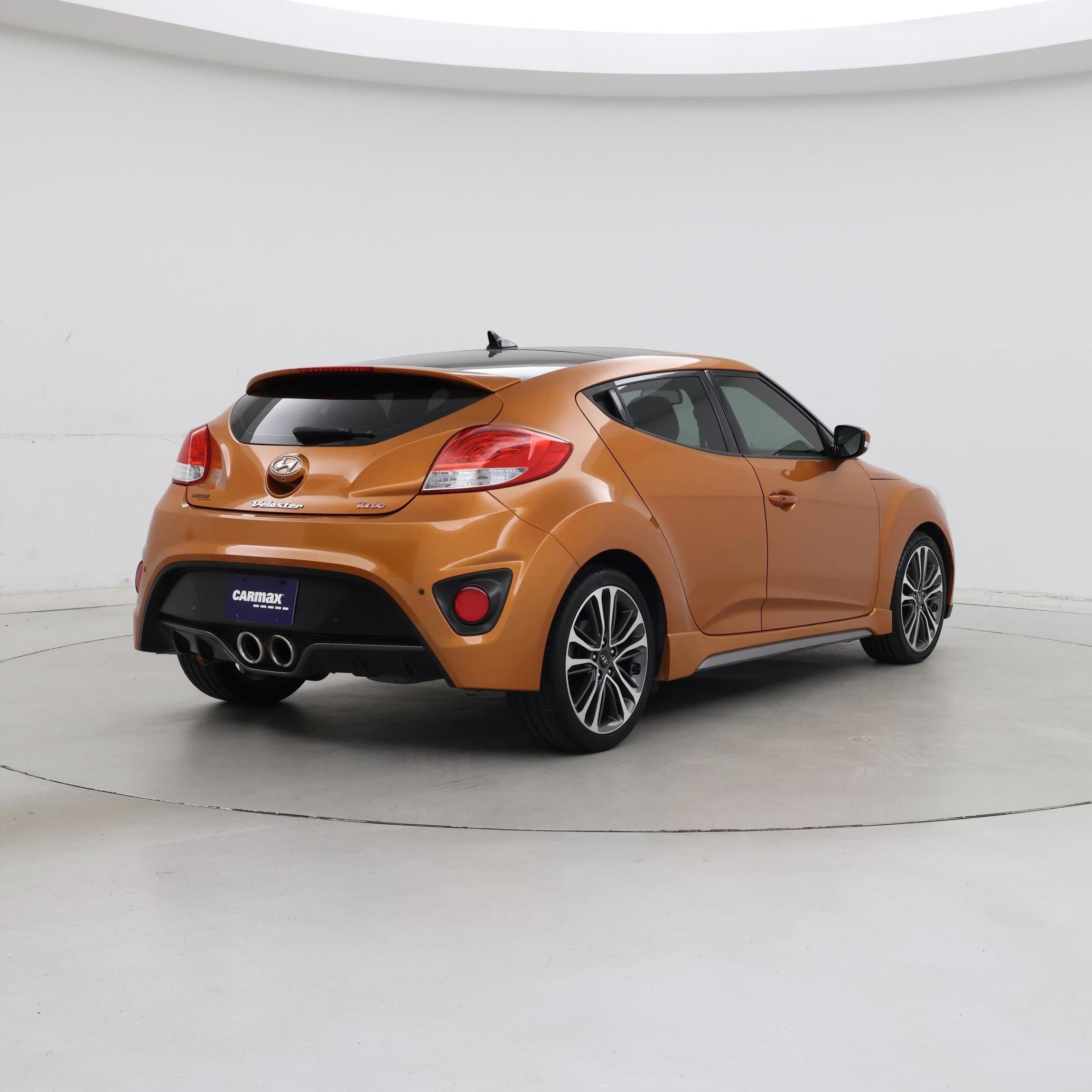 Thumbnail: 2016 Hyundai Veloster - 8