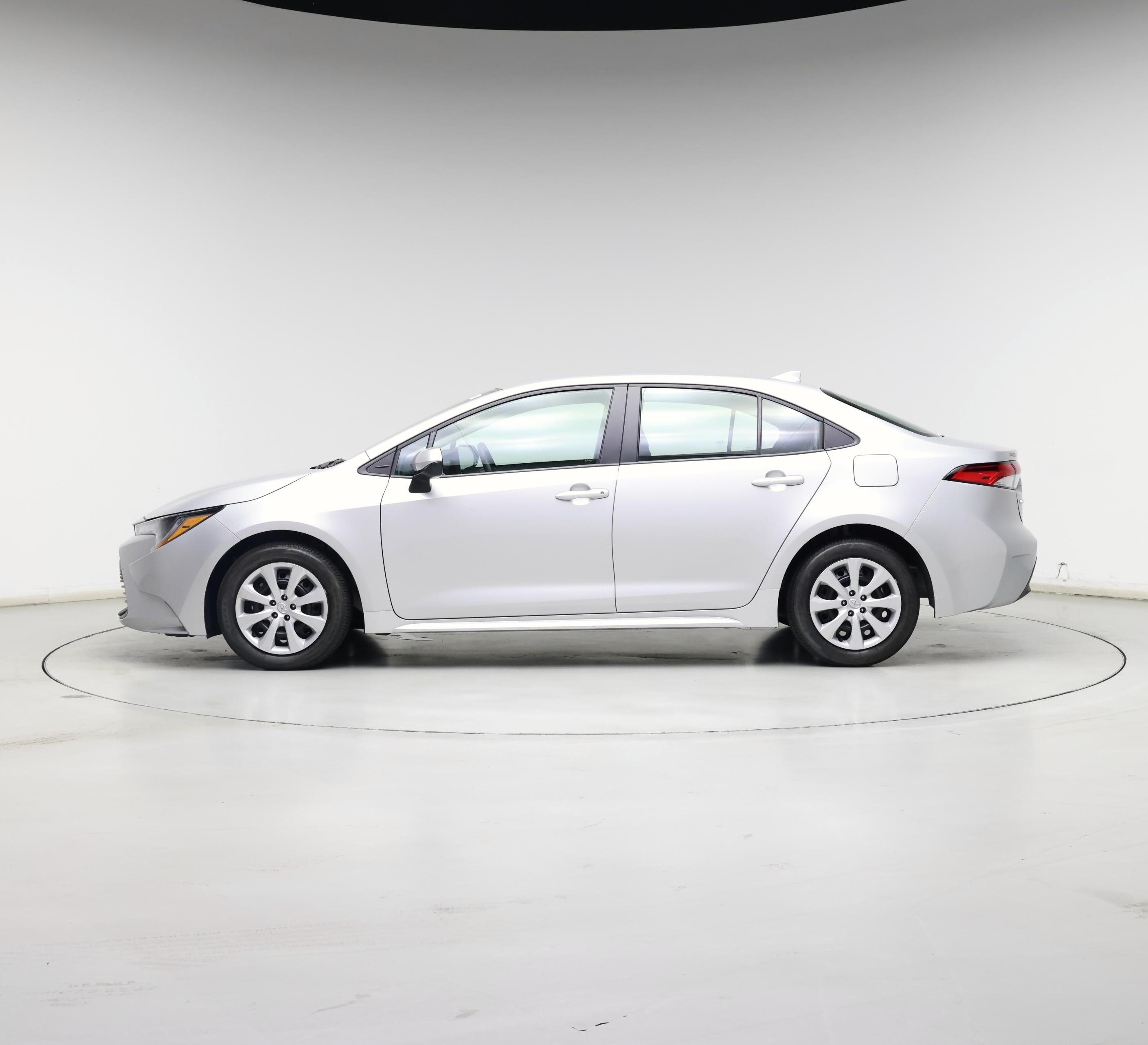 Thumbnail: 2024 Toyota Corolla - 3