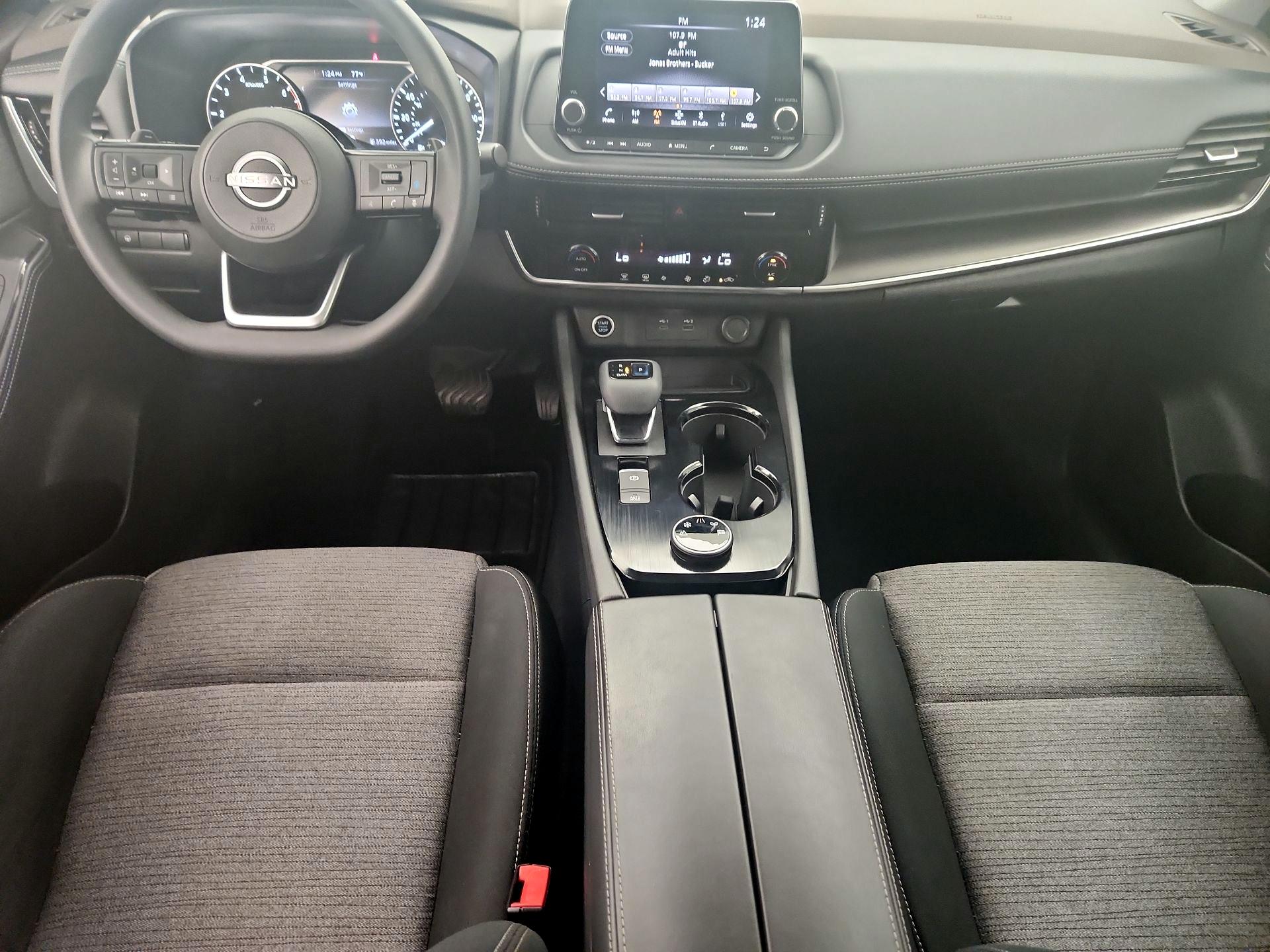 Thumbnail: 2022 Nissan Rogue - 9