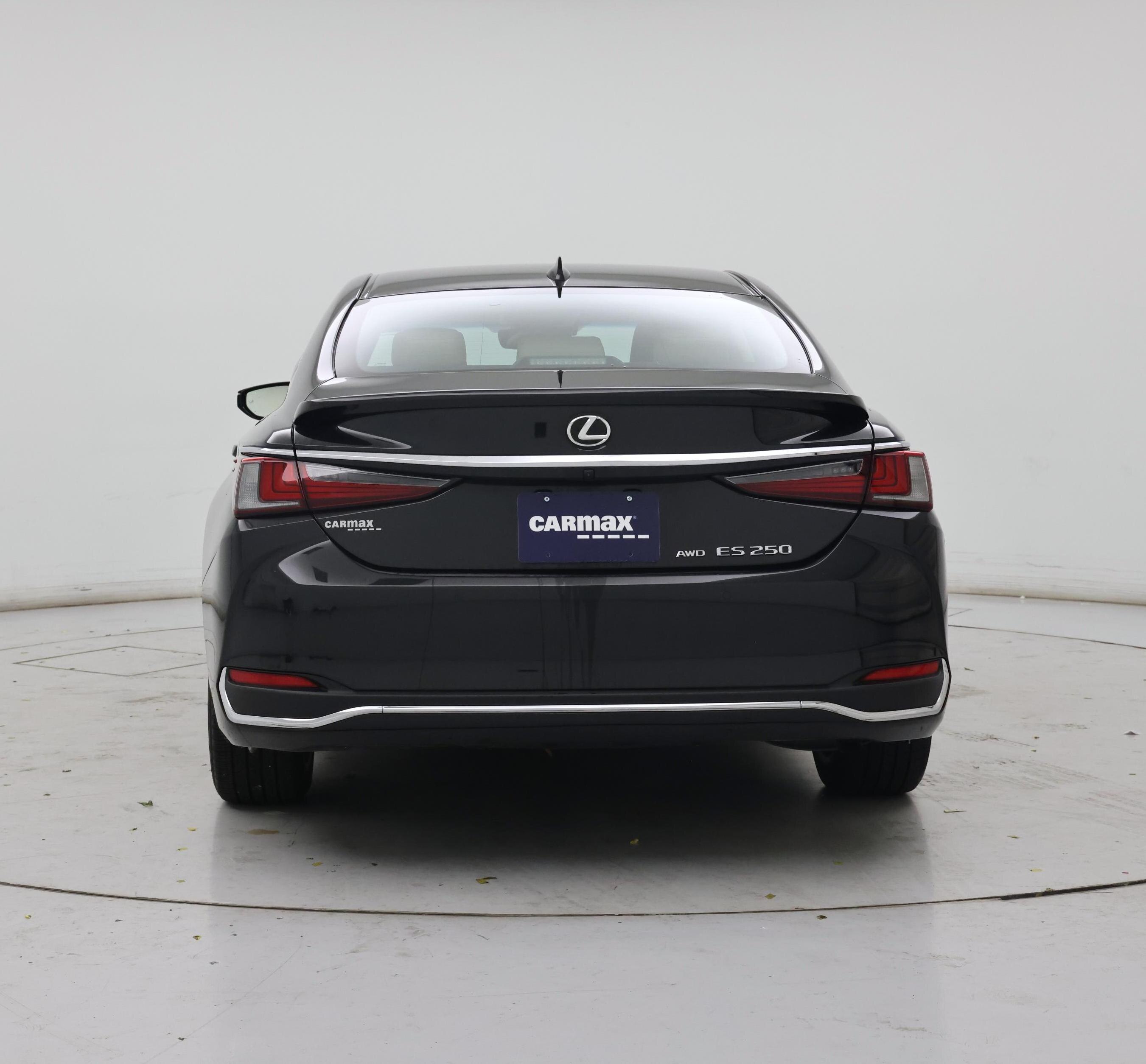 Thumbnail: 2021 Lexus ES - 6