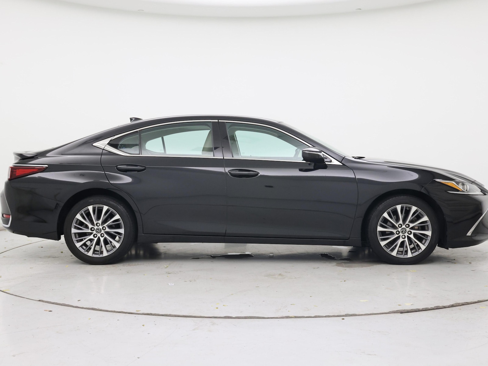 2021 Lexus ES 250 - Photo 8